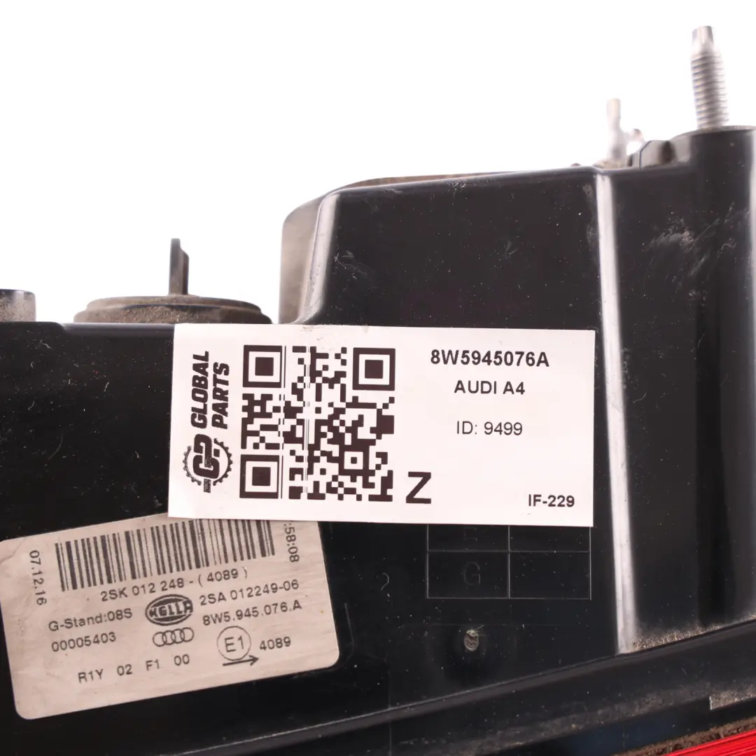 Heckleuchte Innen Heckklappe Rechts für Audi A4 B9 Limousine mit Teilenummer 8W5945076A Audi A4 B9 Limousine Heckleuchte Innen Heckklappe Rechts - SKU 8W5945076A - Teilenummer 8W5945076A
