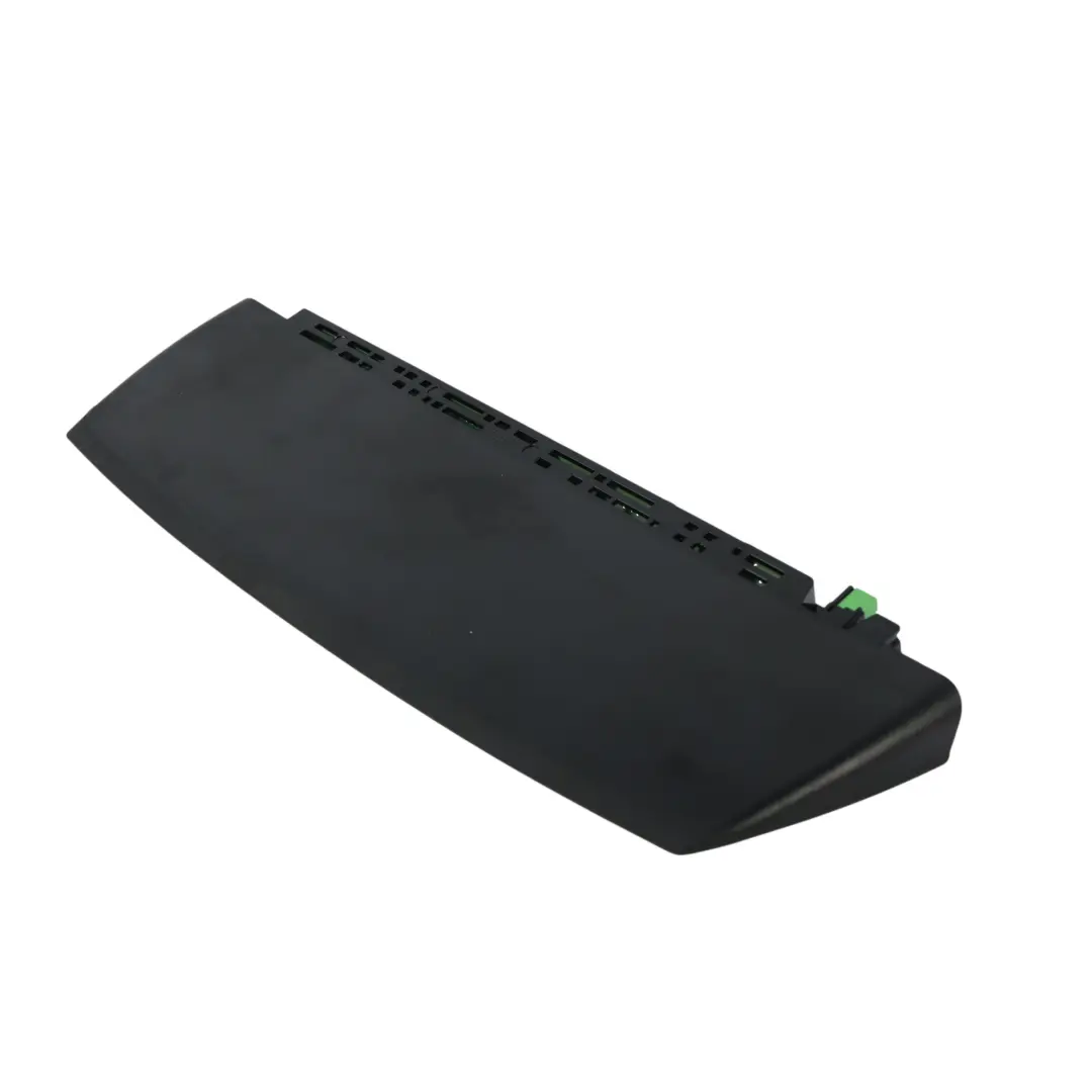 Trzecie Światło Stop Tylne do Audi A4 S4 B9 o numerze 8W5945097E Audi A4 S4 B9 Trzecie Światło Stop Tylne - SKU 8W5945097E - Numer Części 8W5945097E