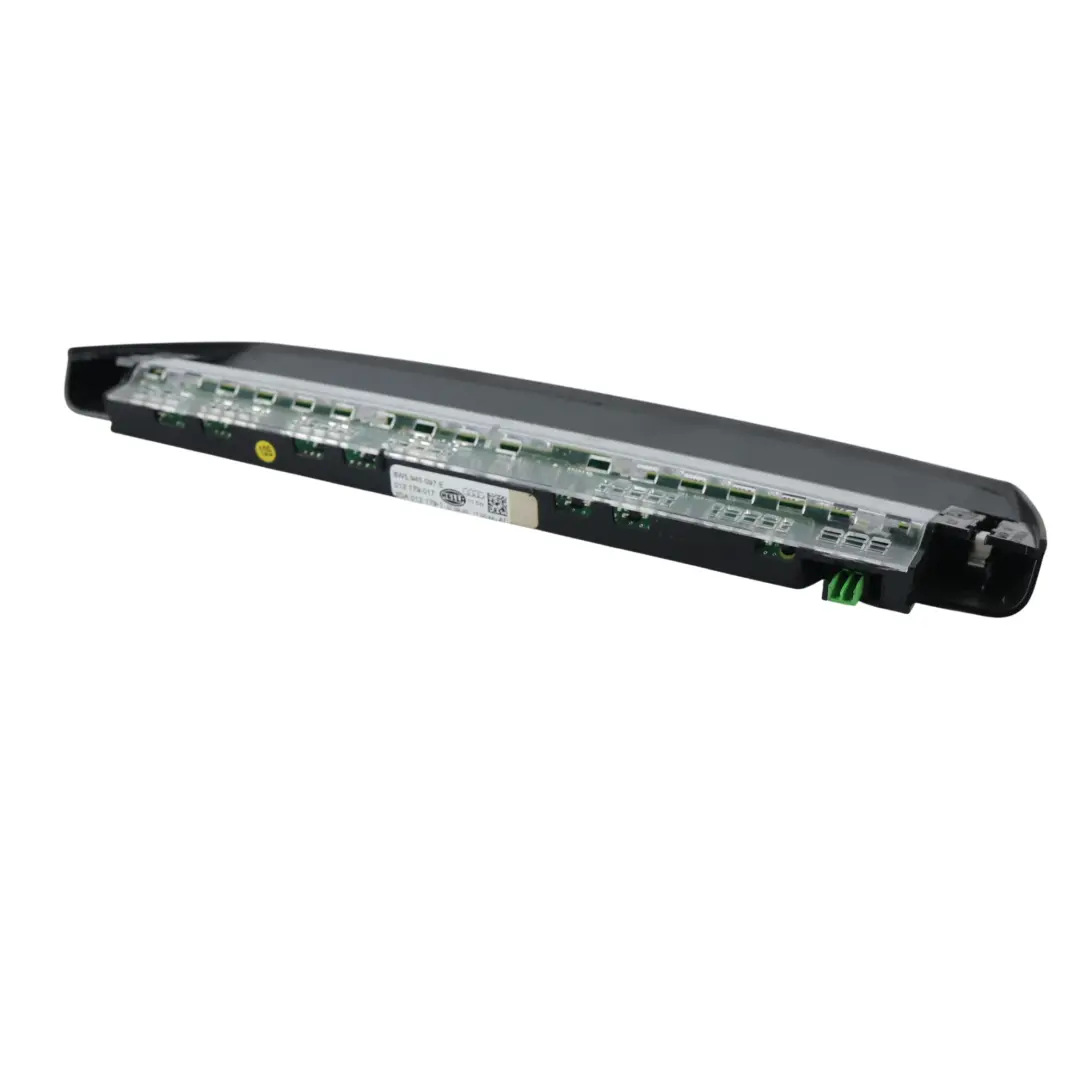 Luz Freno Trasera Tercera para Audi A4 S4 B9 con número de pieza 8W5945097E Audi A4 S4 B9 Luz Freno Trasera Tercera - SKU 8W5945097E - Número de pieza 8W5945097E