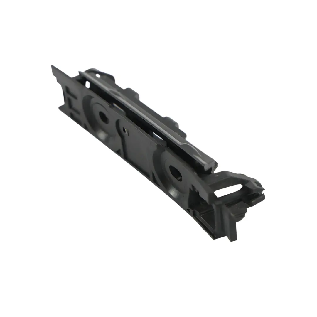 Support Fixation Pare-Chocs Arrière Gauche pour Audi A5 F5 à propos du numéro de pièce 8W6807889 Audi A5 F5 Support Fixation Pare-Chocs Arrière Gauche - SKU 8W6807889 - Numéro de pièce 8W6807889