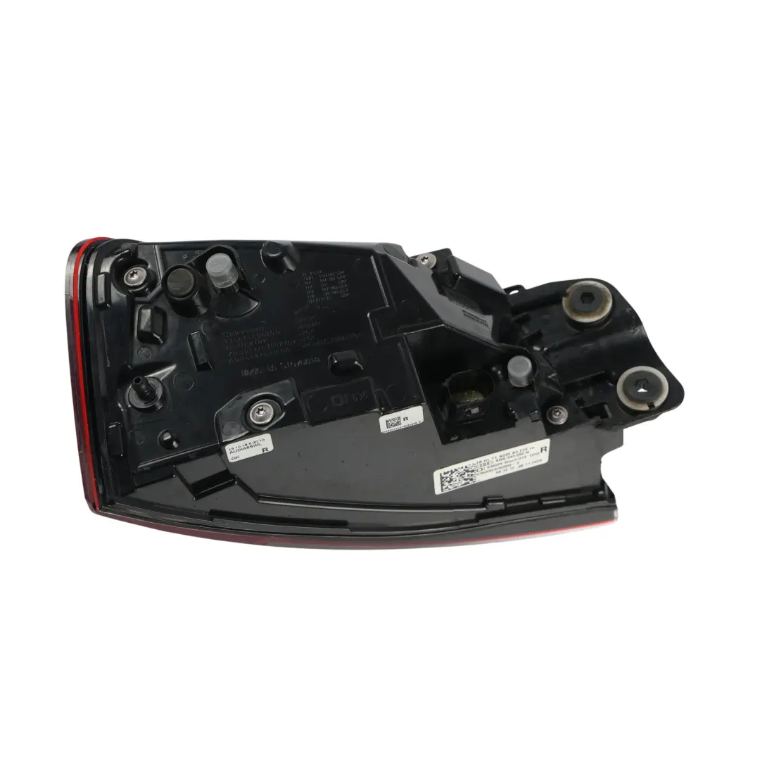 Audi A5 F5 LED Fanale Posteriore Esterno Destro - SKU 8W6945092N - Numero di parte 8W6945092N