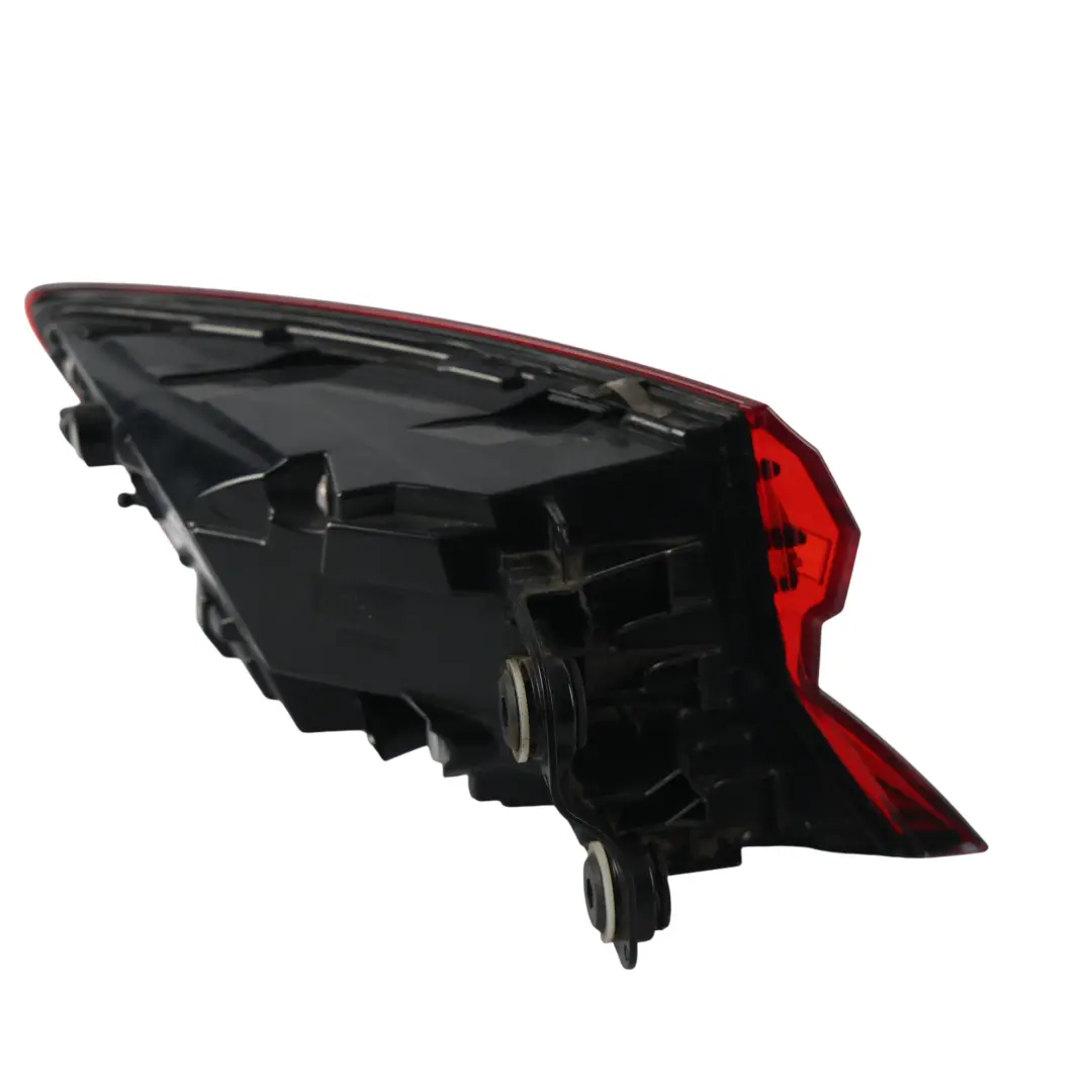 Feu Arrière LED Extérieur Droit pour Audi A5 F5 à propos du numéro de pièce 8W6945092N Audi A5 F5 Feu Arrière LED Extérieur Droit - SKU 8W6945092N - Numéro de pièce 8W6945092N