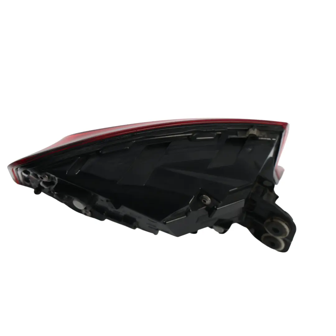 LED Fanale Posteriore Esterno Destro per Audi A5 F5 con numero di parte 8W6945092N Audi A5 F5 LED Fanale Posteriore Esterno Destro - SKU 8W6945092N - Numero di parte 8W6945092N