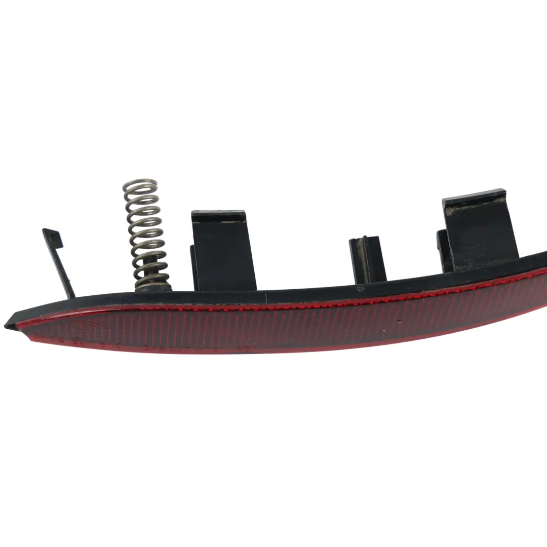 Stoßstange Hinten Licht Reflektor Rechts für Audi A5 S5 F5 mit Teilenummer 8W6945106A Audi A5 S5 F5 Stoßstange Hinten Licht Reflektor Rechts - SKU 8W6945106A - Teilenummer 8W6945106A