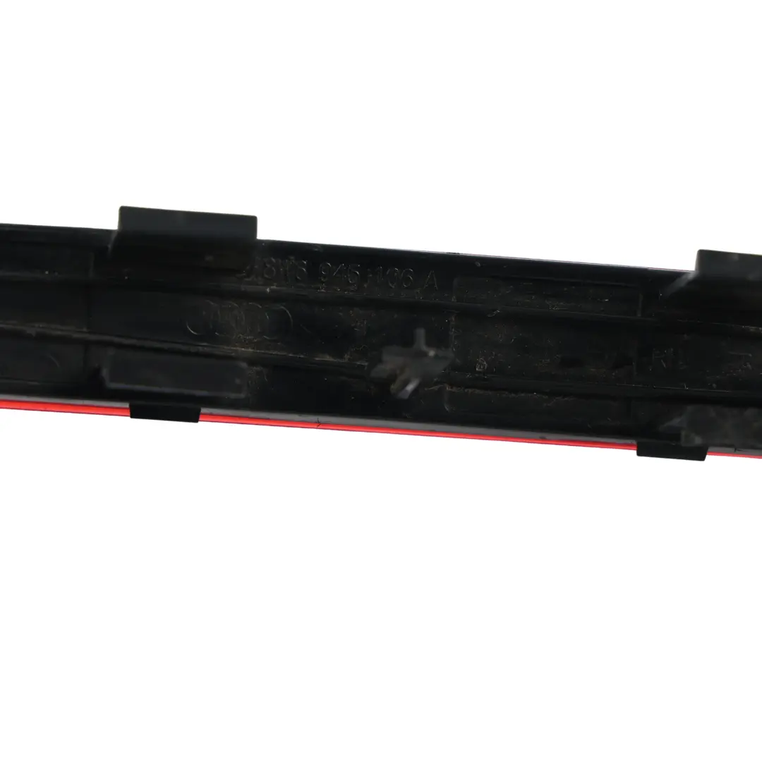 Audi A5 S5 F5 Stoßstange Hinten Licht Reflektor Rechts - SKU 8W6945106A - Teilenummer 8W6945106A