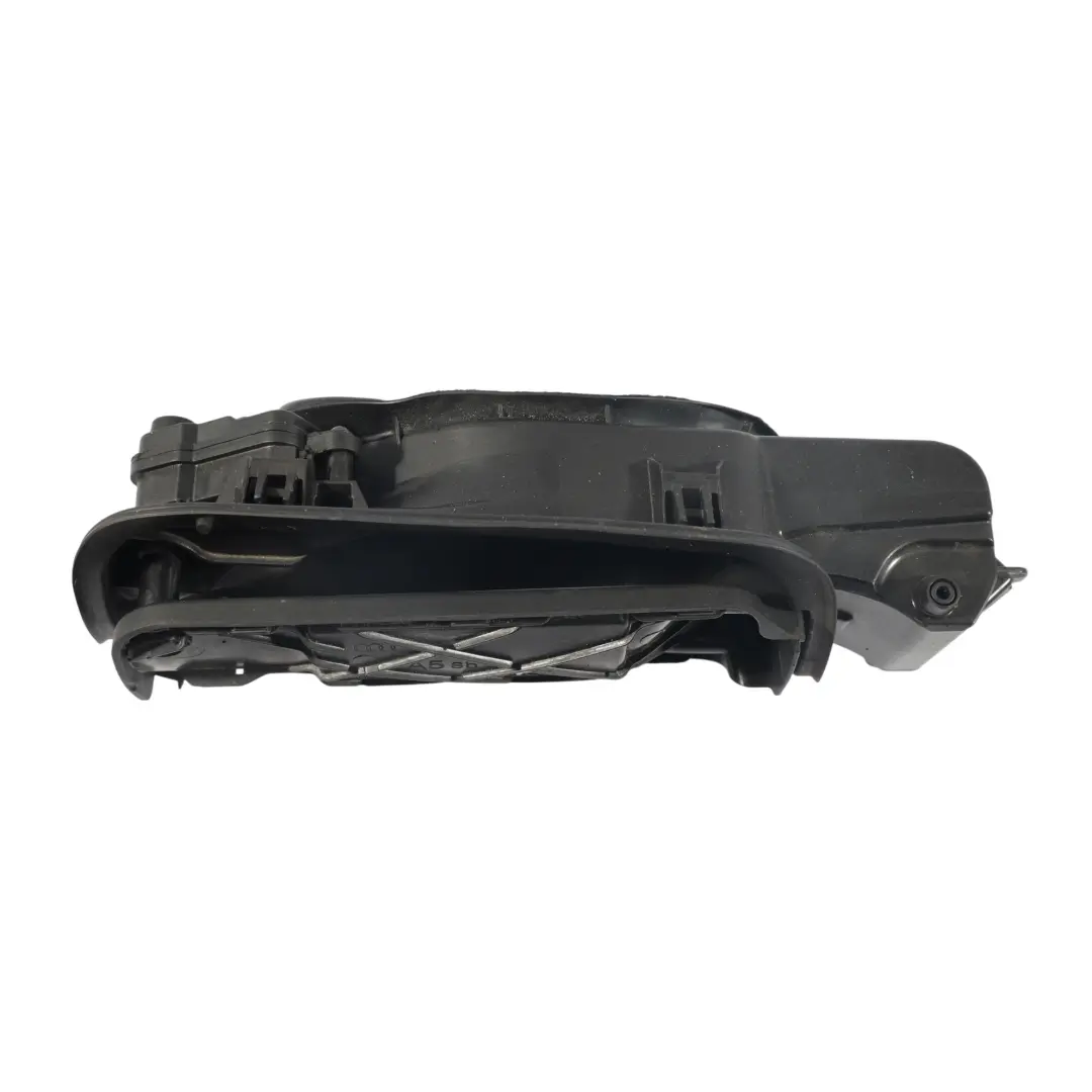 Audi A5 8T Boîtier Insert Montage Trappe Réservoir Carburant - SKU 8W8809906A-1 - Numéro de pièce 8W8809906A