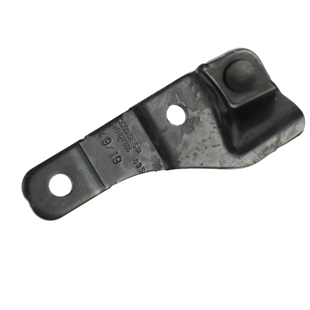 Wspornik Siłownika Tylnej Klapy Bagażnika Lewy do Audi A5 F5 o numerze 8W8827605 Audi A5 F5 Wspornik Siłownika Tylnej Klapy Bagażnika Lewy - SKU 8W8827605 - Numer Części 8W8827605