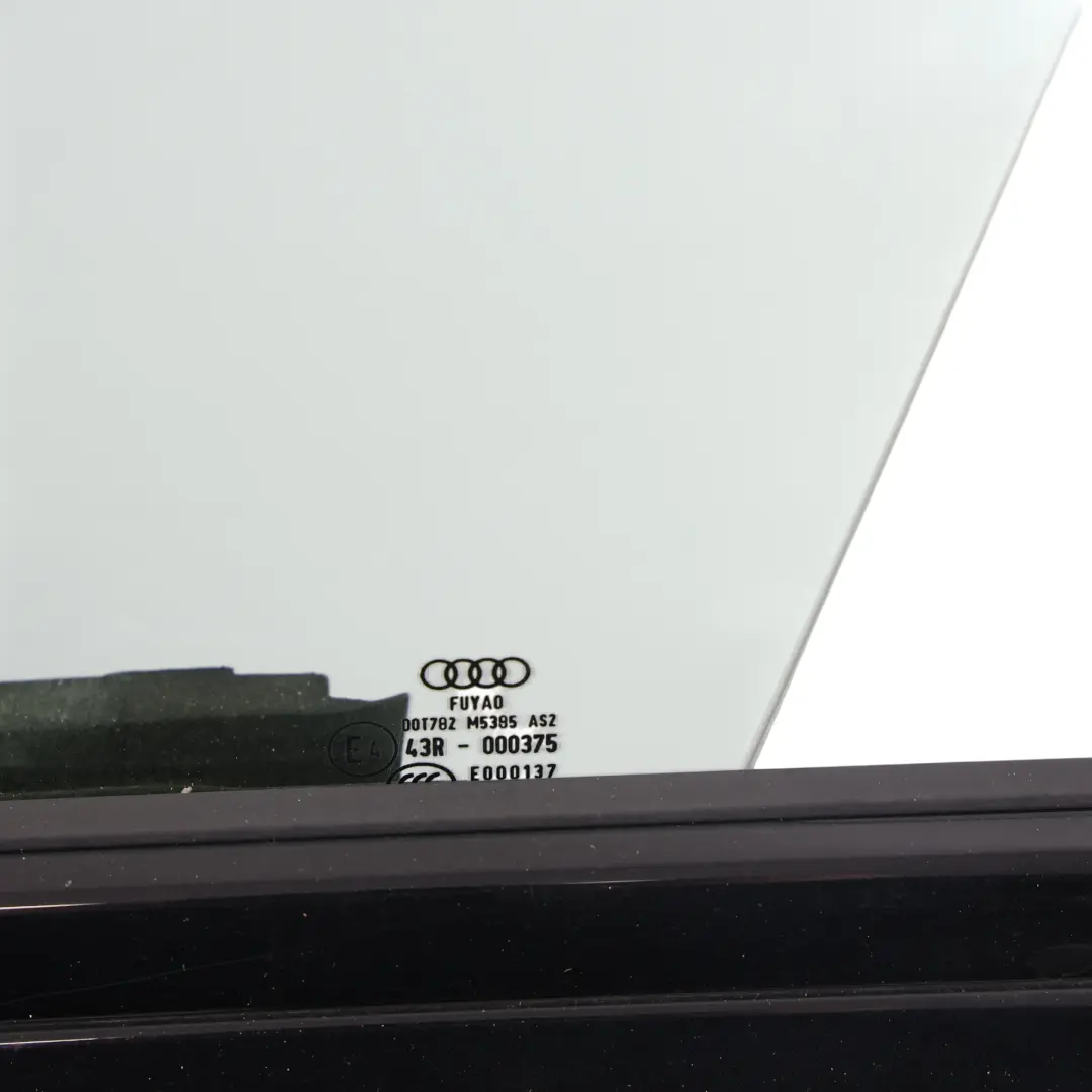 Tür Vorne Links Abdeckblende Mythisch Schwarz Metallic Y9T für Audi A5 F5 mit Teilenummer 8W8831051F Audi A5 F5 Tür Vorne Links Abdeckblende Mythisch Schwarz Metallic Y9T - SKU 8W8831051F-MYB - Teilenummer 8W8831051F