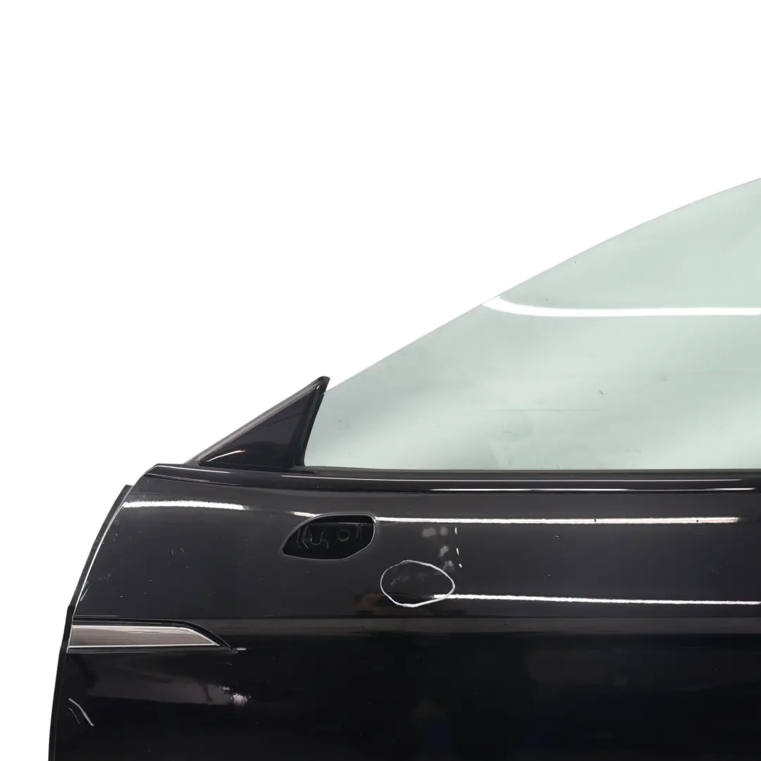 Puerta Delantera Izquierda Panel Negro Mítico Metalizado Y9T para Audi A5 F5 con número de pieza 8W8831051F Audi A5 F5 Puerta Delantera Izquierda Panel Negro Mítico Metalizado Y9T - SKU 8W8831051F-MYB - Número de pieza 8W8831051F