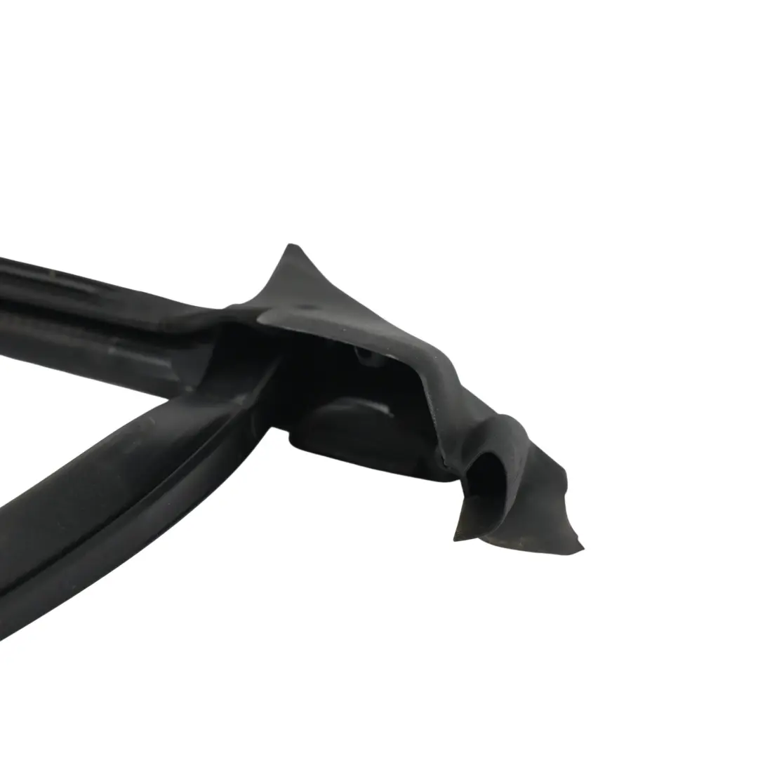 Tür Fenster Dichtung Vorne Innen Links für Audi A5 S5 RS5 F5 mit Teilenummer 8W8837479 Audi A5 S5 RS5 F5 Tür Fenster Dichtung Vorne Innen Links - SKU 8W8837479 - Teilenummer 8W8837479