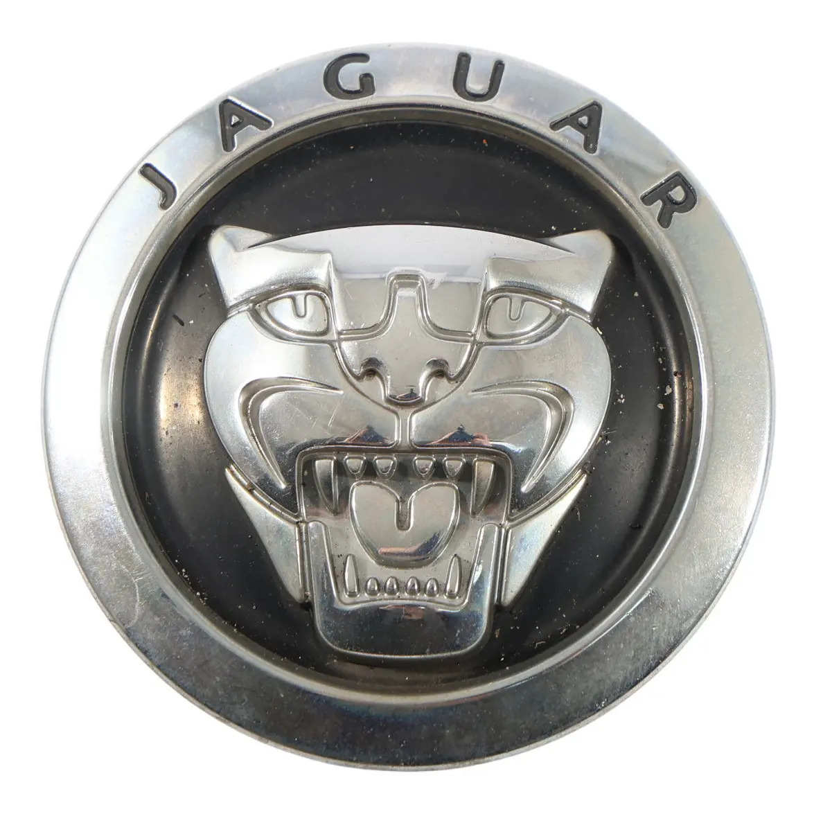 Jaguar XF X250 Emblemat Logo Znaczek Chromowany 8X23-8A100-AE