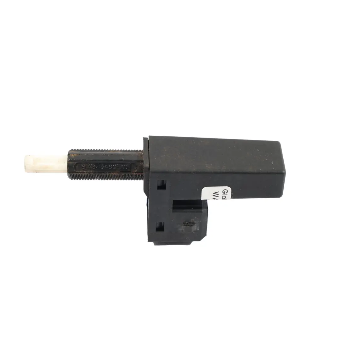 Interruttore Luce Pedale Freno per Land Rover Discovery 3 L319 con numero di parte 91AB-13480-AD Land Rover Discovery 3 L319 Interruttore Luce Pedale Freno - SKU 91AB-13480-AD - Numero di parte 91AB-13480-AD
