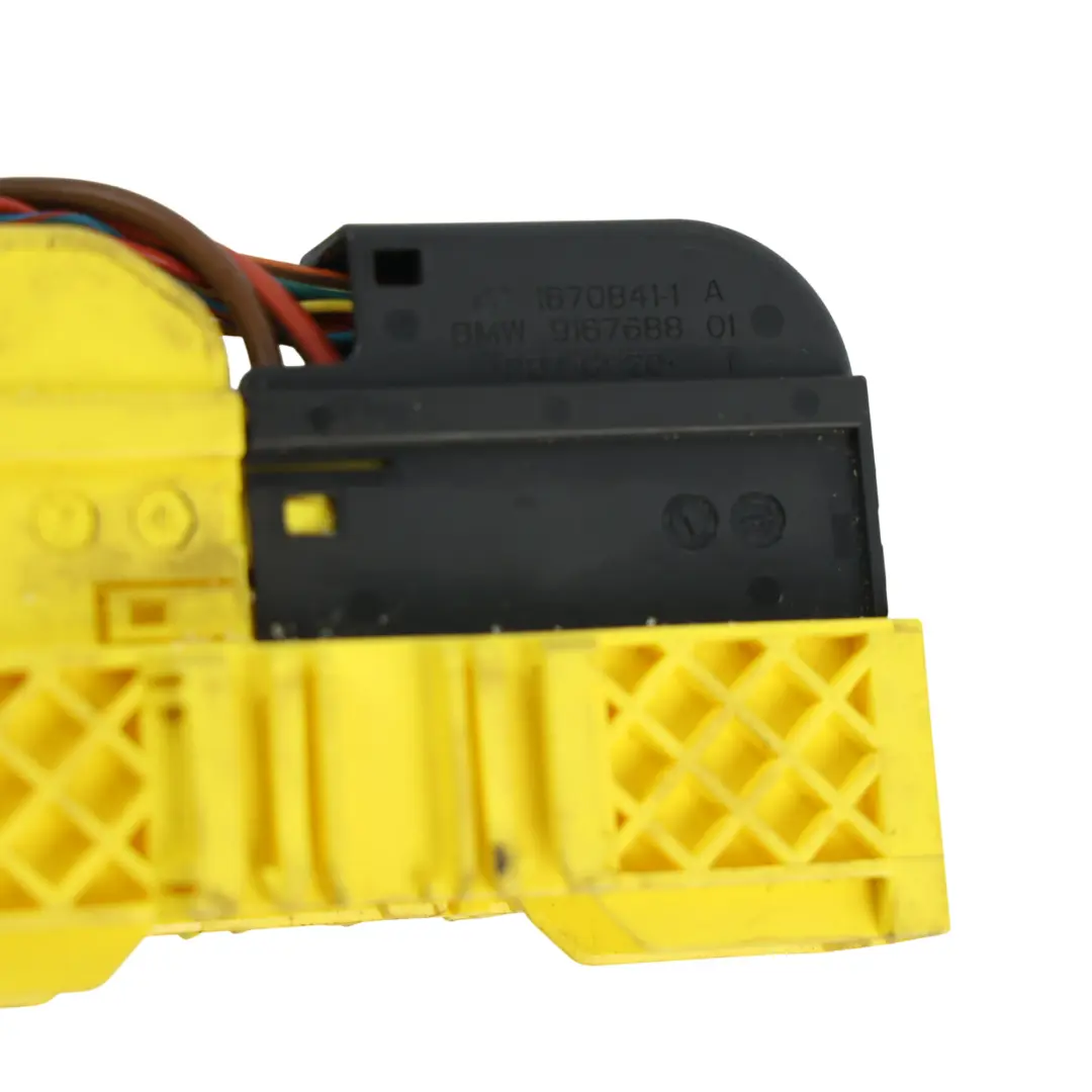 Cablaggio Elettrico Sedile Anteriore 9210922 per BMW F10 con numero di parte 9210923 BMW F10 Cablaggio Elettrico Sedile Anteriore 9210922 - SKU 9210923 - Numero di parte 9210923