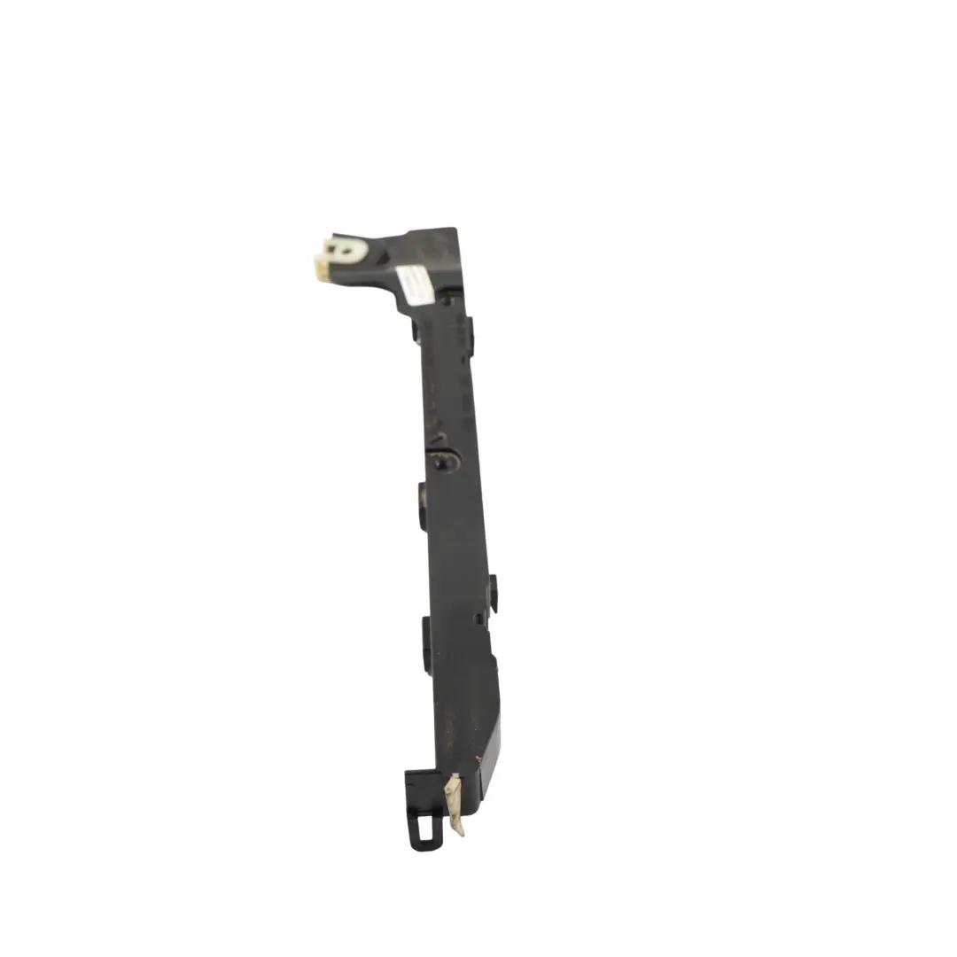 Soporte Conducto Cable Arnés Izquierdo para BMW G11 G12 G30 G31 G32 con número de pieza 9334789 BMW G11 G12 G30 G31 G32 Soporte Conducto Cable Arnés Izquierdo - SKU 9334789 - Número de pieza 9334789