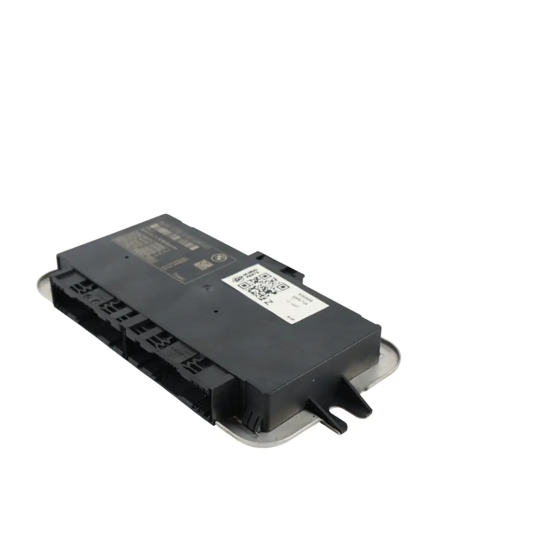 Footwell Light Control Module Unit to BMW X3 F25 X4 F26 with Part number 9383699 BMW X3 F25 X4 F26 Footwell Light Control Module Unit - SKU 9383699 - Part number 9383699