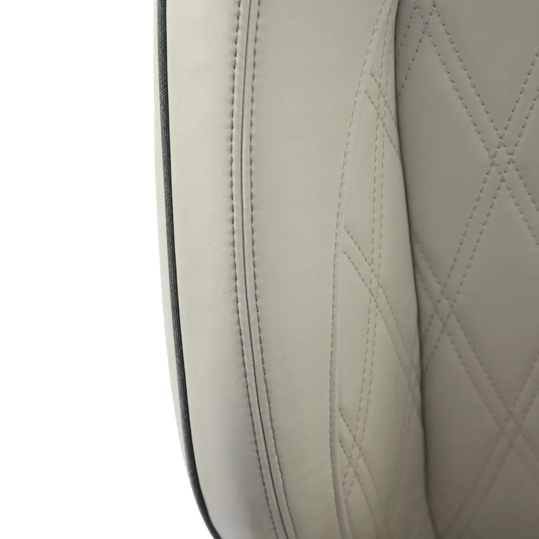 Fotel Sportowy Przedni Prawy Podgrzewany Skórzany Szary do Mini Countryman F60 o numerze 9471424 Mini Countryman F60 Fotel Sportowy Przedni Prawy Podgrzewany Skórzany Szary - SKU 9471424-1 - Numer Części 9471424