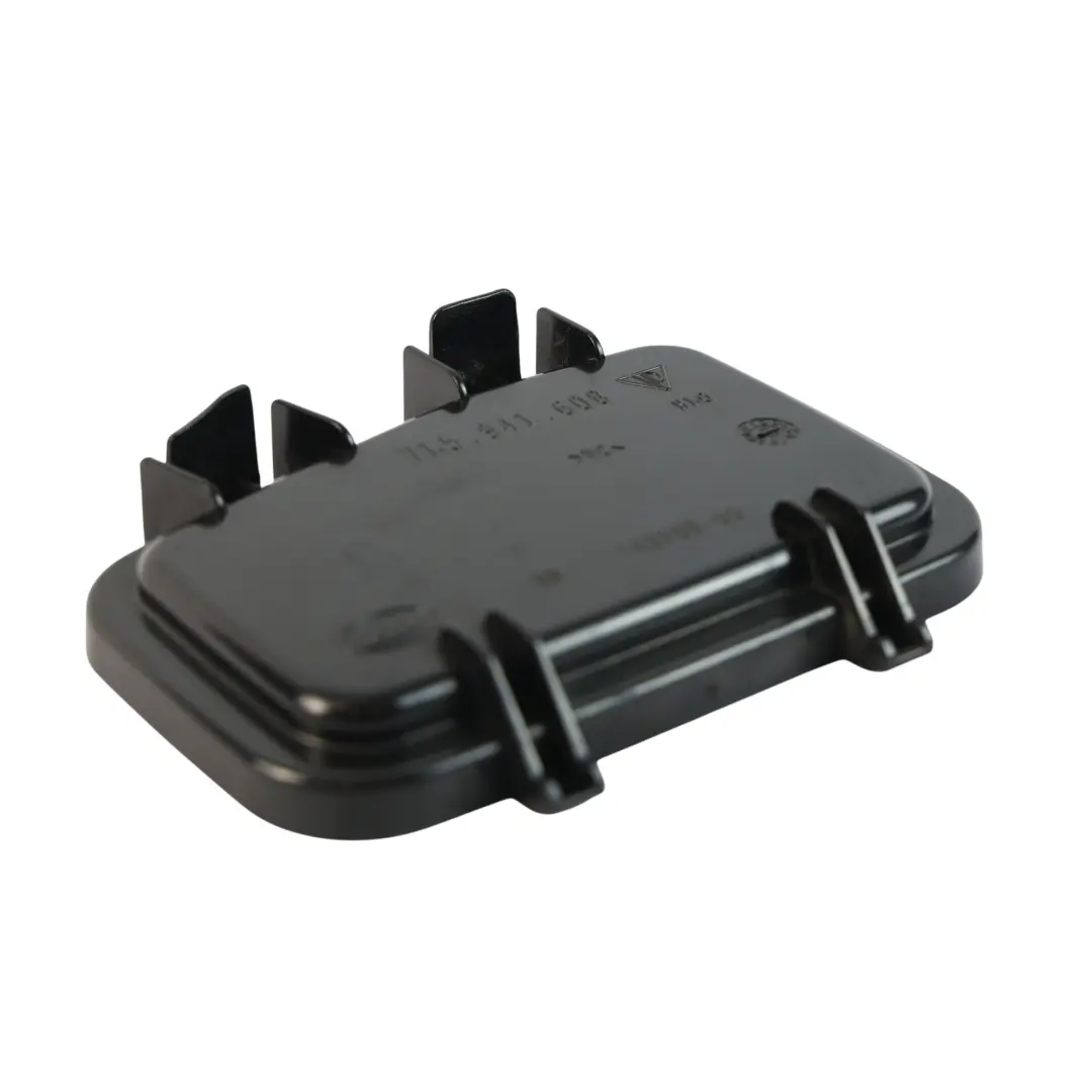 Cache Phare Capot Protection Droit 7L5941608 pour Porsche Cayenne 9PA à propos du numéro de pièce 95563124200 Porsche Cayenne 9PA Cache Phare Capot Protection Droit 7L5941608 - SKU 95563124200 - Numéro de pièce 95563124200