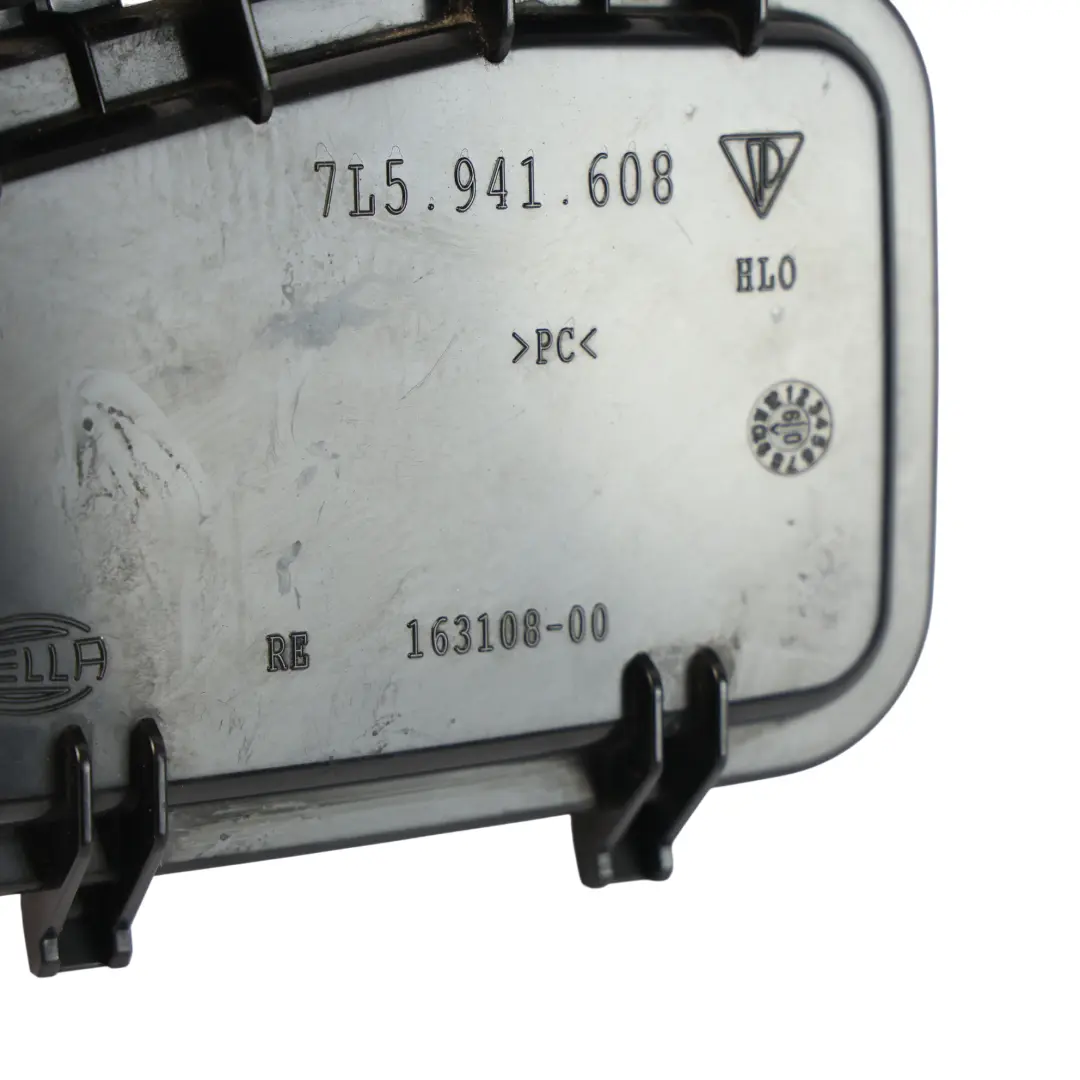 Porsche Cayenne 9PA Osłona Zaślepka Reflektora Prawa 7L5941608 - SKU 95563124200 - Numer Części 95563124200
