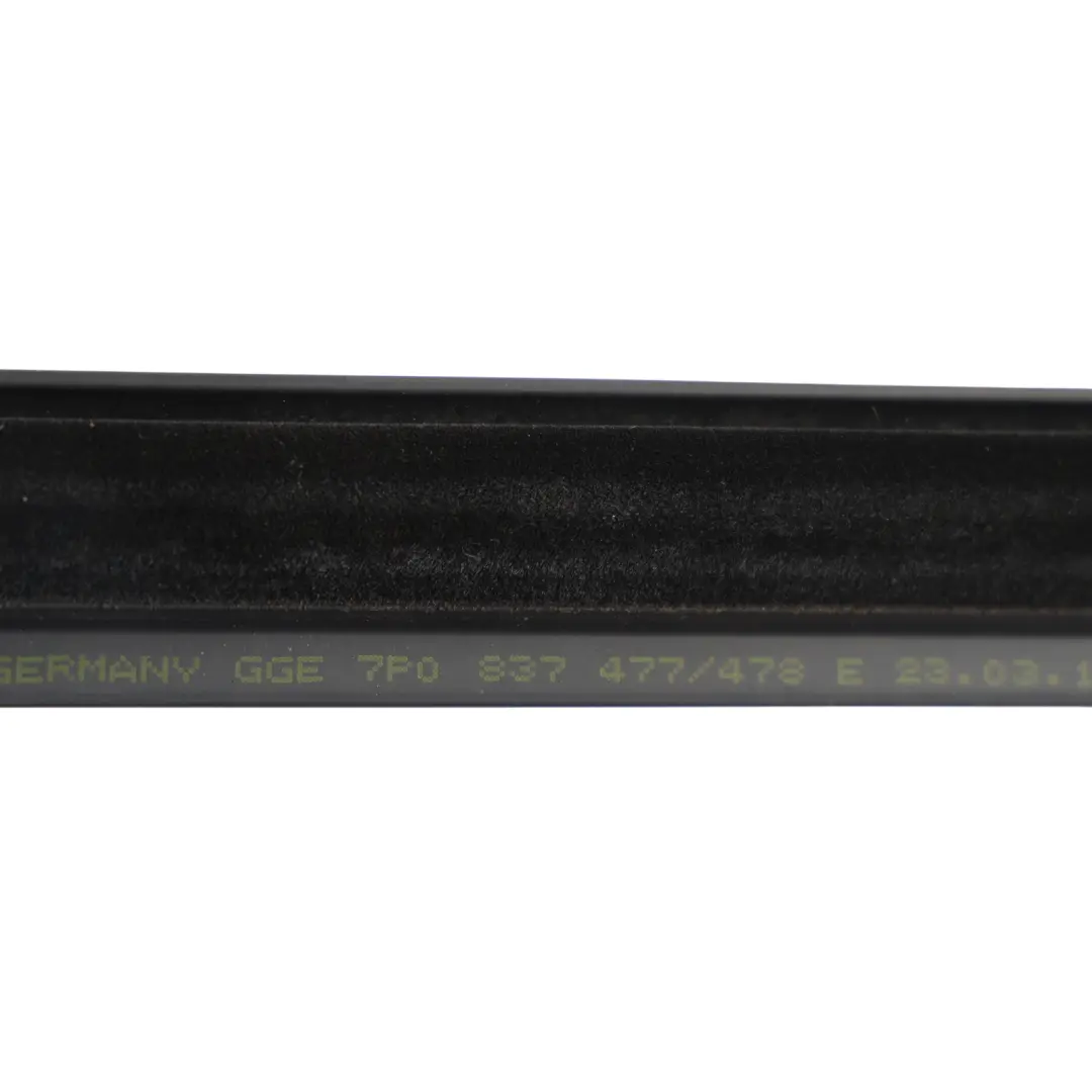 Porsche Cayenne 92A Türdichtung Vorne Links 7P0837477E - SKU 95855947511-1 - Teilenummer 95855947511