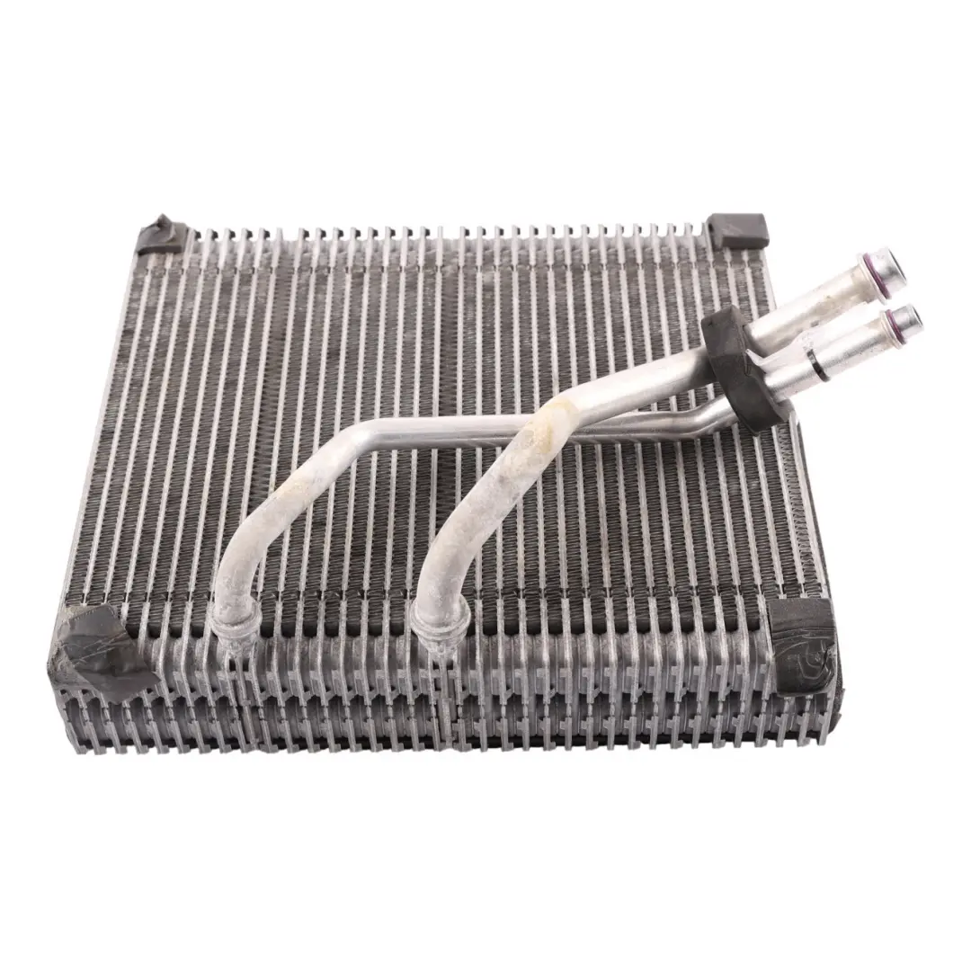 A/C Evaporator Air Conditioning Radiator 7P0820101A to Porsche Cayenne 92A with Part number 95857231800 Porsche Cayenne 92A A/C Evaporator Air Conditioning Radiator 7P0820101A - SKU 95857231800 - Part number 95857231800