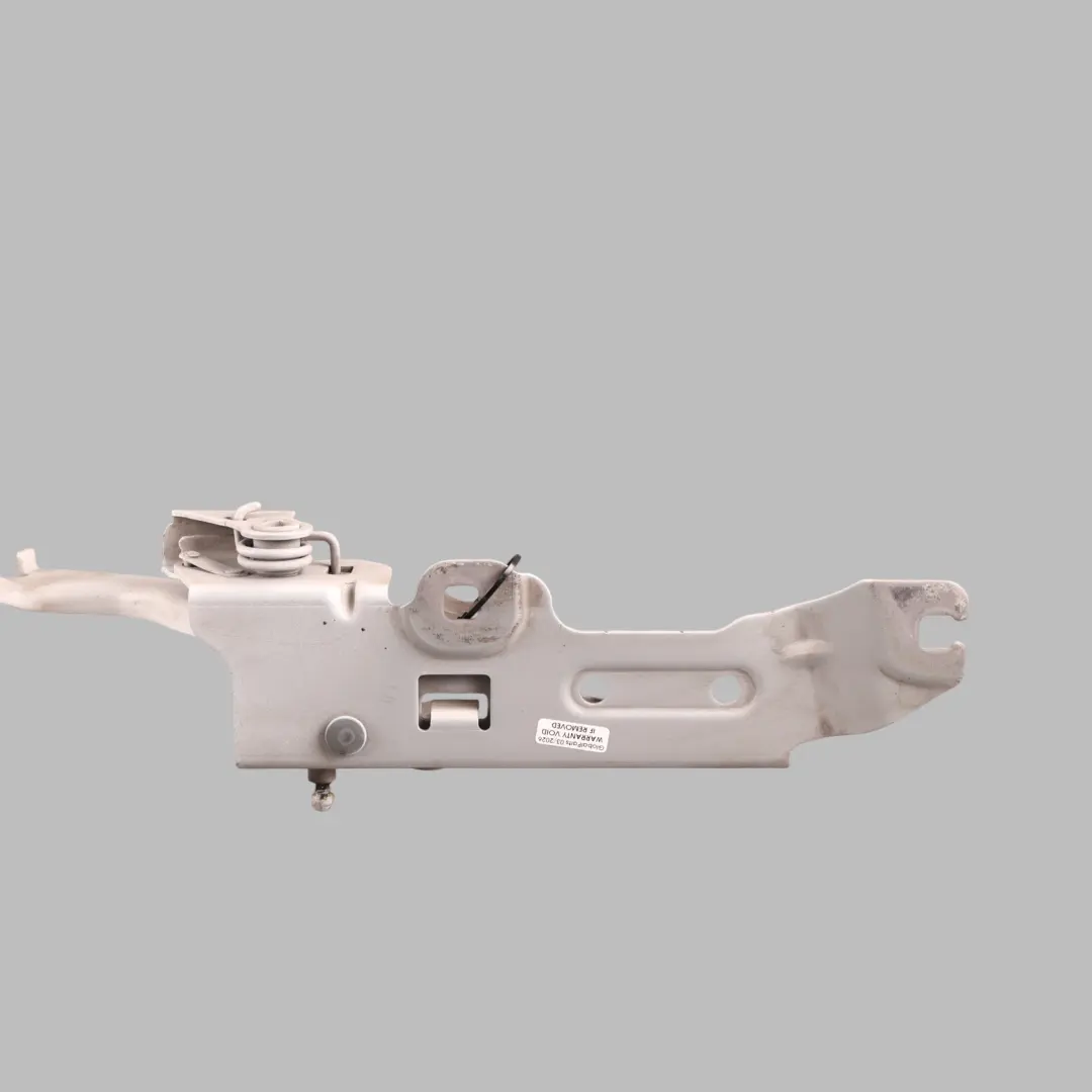 Front Bonnet Hood Engine Hinge Right O/S Mineral White - A96 to BMW F45 F46 with Part number 9632502 BMW F45 F46 Front Bonnet Hood Engine Hinge Right O/S Mineral White - A96 - SKU 9632502-MW - Part number 9632502