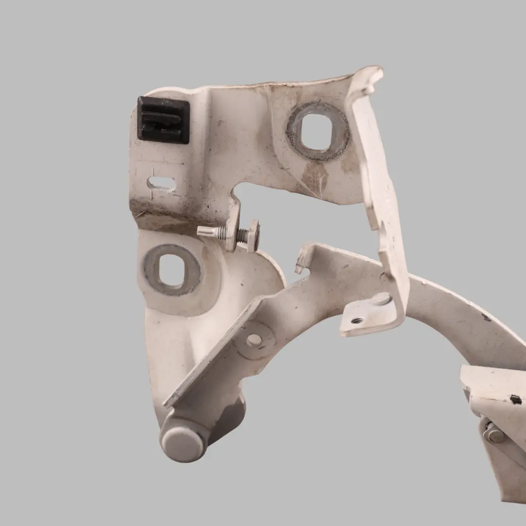 Front Bonnet Hood Engine Hinge Right O/S Mineral White - A96 to BMW F45 F46 with Part number 9632502 BMW F45 F46 Front Bonnet Hood Engine Hinge Right O/S Mineral White - A96 - SKU 9632502-MW - Part number 9632502