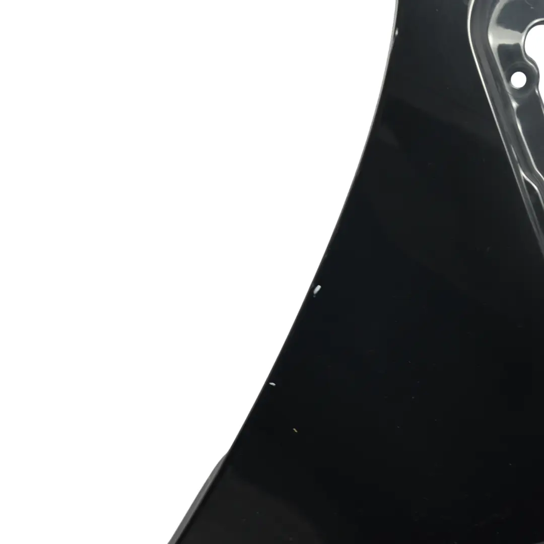 Seitenverkleidung Kotflügel Vorne Rechts Absolute Black - B11 für Mini R60 R61 mit Teilenummer 9805644 Mini R60 R61 Seitenverkleidung Kotflügel Vorne Rechts Absolute Black - B11 - SKU 9805644-ABS2 - Teilenummer 9805644