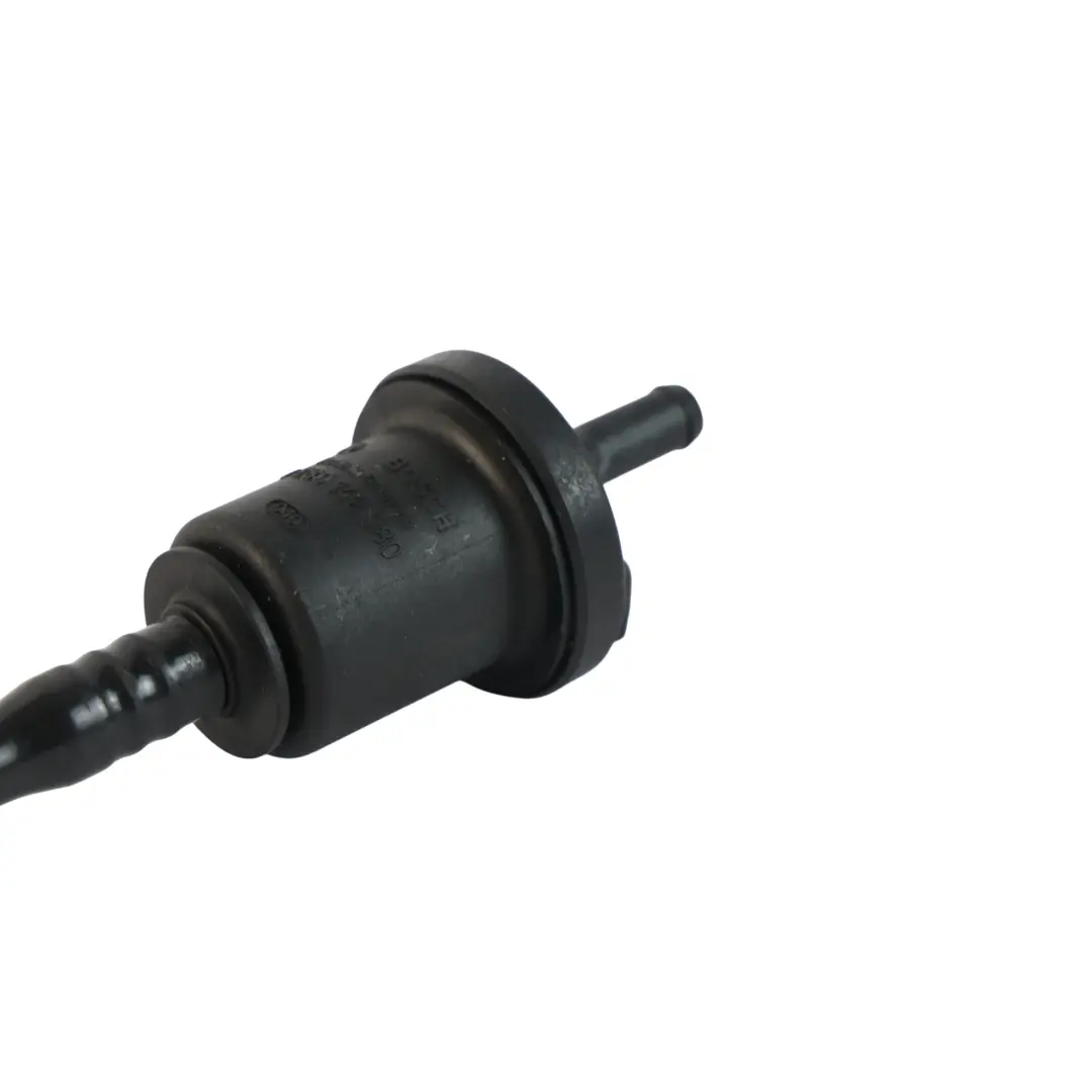 Elektrozawór Odpowietrzania Zbiornika Par do Porsche 911 996 o numerze 99611012953 Porsche 911 996 Elektrozawór Odpowietrzania Zbiornika Par - SKU 99611012953 - Numer Części 99611012953