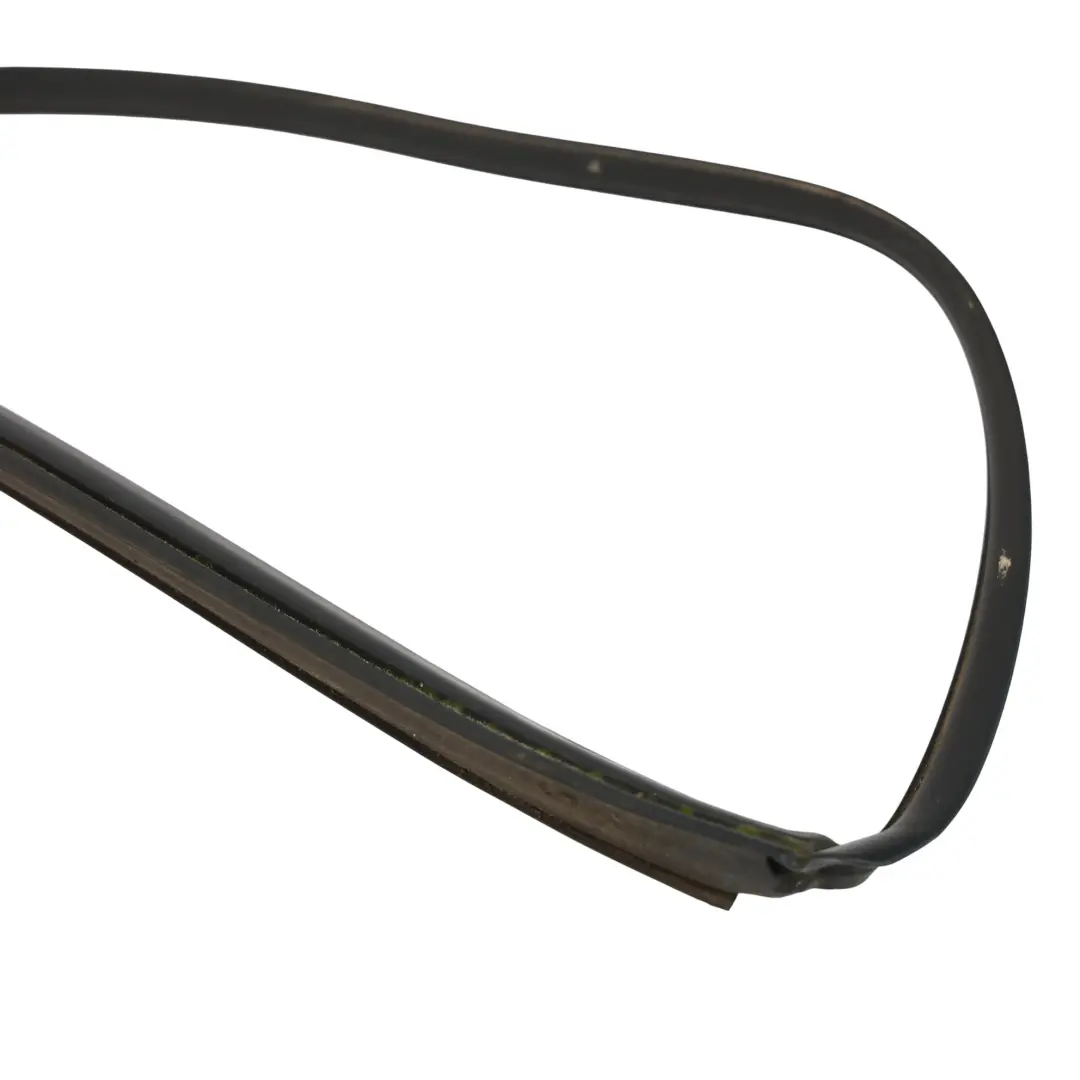 Junta Techo Solar Delantero para Porsche Carrera 996 Coupe con número de pieza 99654552103 Porsche Carrera 996 Coupe Junta Techo Solar Delantero - SKU 99654552103 - Número de pieza 99654552103