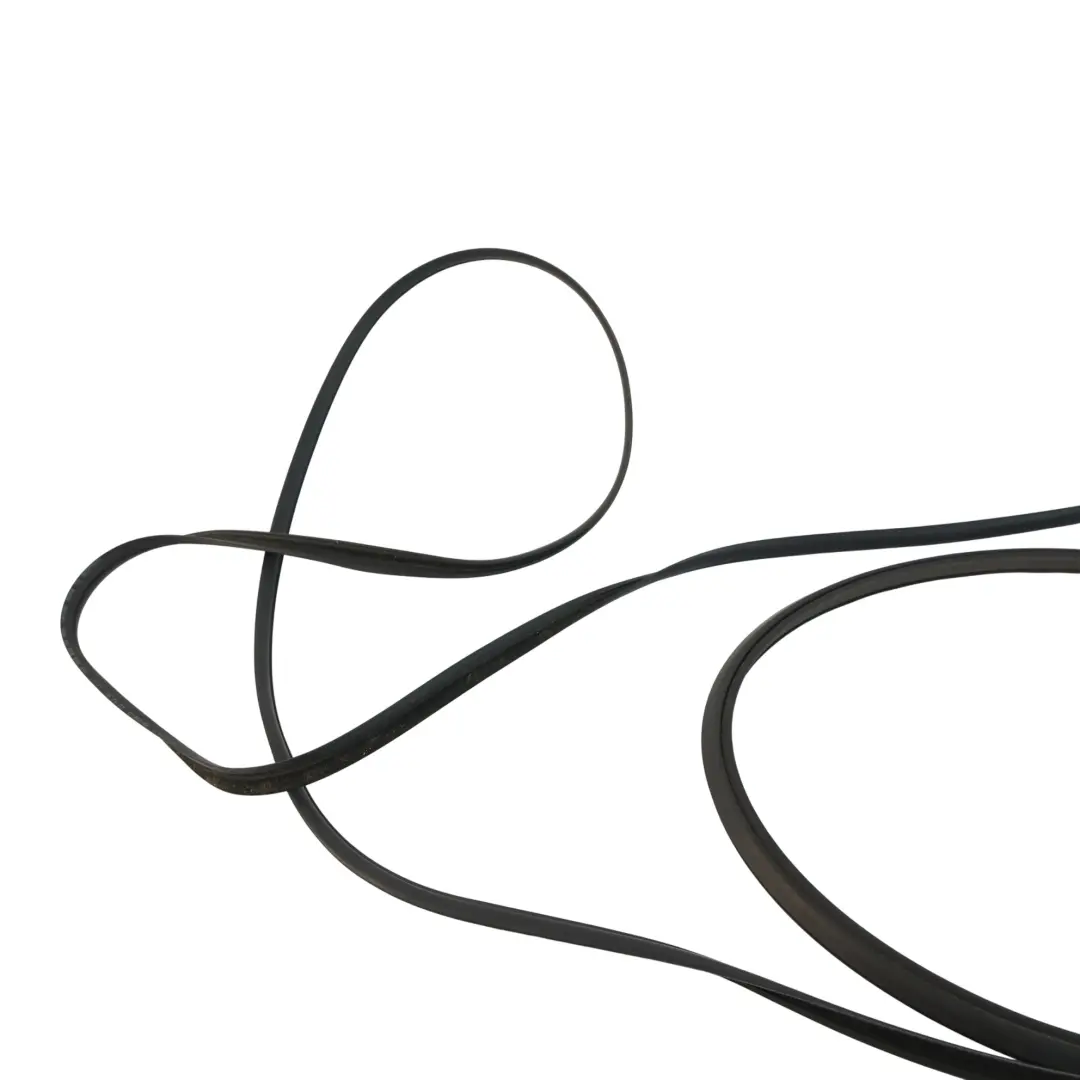 Uszczelka Ramy Szyberdachu Przód do Porsche Carrera 996 Coupe o numerze 99654552103 Porsche Carrera 996 Coupe Uszczelka Ramy Szyberdachu Przód - SKU 99654552103 - Numer Części 99654552103