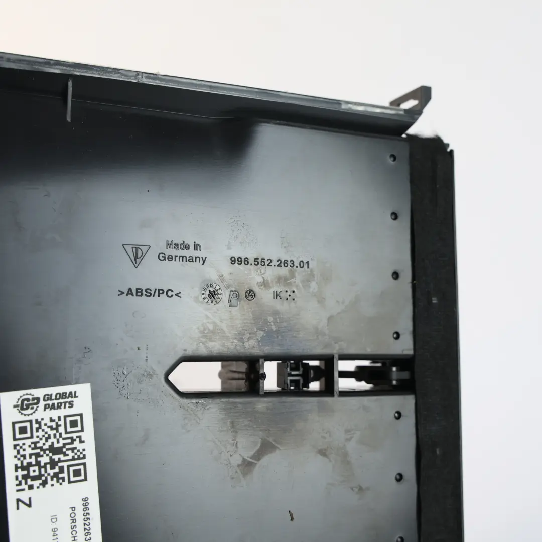 Porsche Carrera 996 Armaturenbrett Mitte Lüftungsgitter Abdeckung - SKU 99655226301 - Teilenummer 99655226301