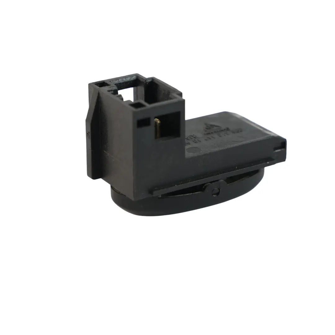 Bouton Interrupteur Toit Ouvrant Intérieur pour Porsche Carrera 996 à propos du numéro de pièce 99661314710 Porsche Carrera 996 Bouton Interrupteur Toit Ouvrant Intérieur - SKU 99661314710 - Numéro de pièce 99661314710