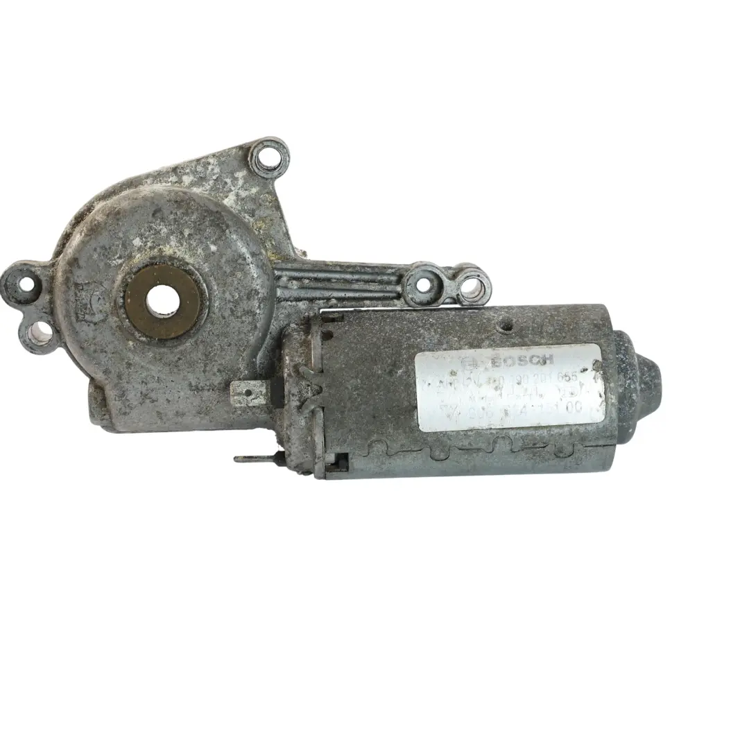 Actuador Alerón Trasero para Porsche 911 996 Carrera Motor con número de pieza 99662415100 Porsche 911 996 Carrera Motor Actuador Alerón Trasero - SKU 99662415100 - Número de pieza 99662415100