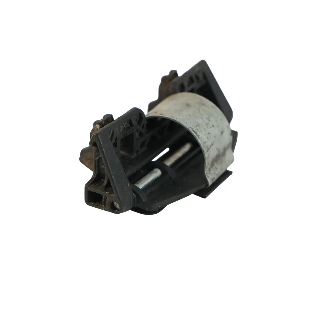 Tankdeckel Scharnier für Porsche Carrera 911 996 mit Teilenummer 99720106300 Porsche Carrera 911 996 Tankdeckel Scharnier - SKU 99720106300 - Teilenummer 99720106300