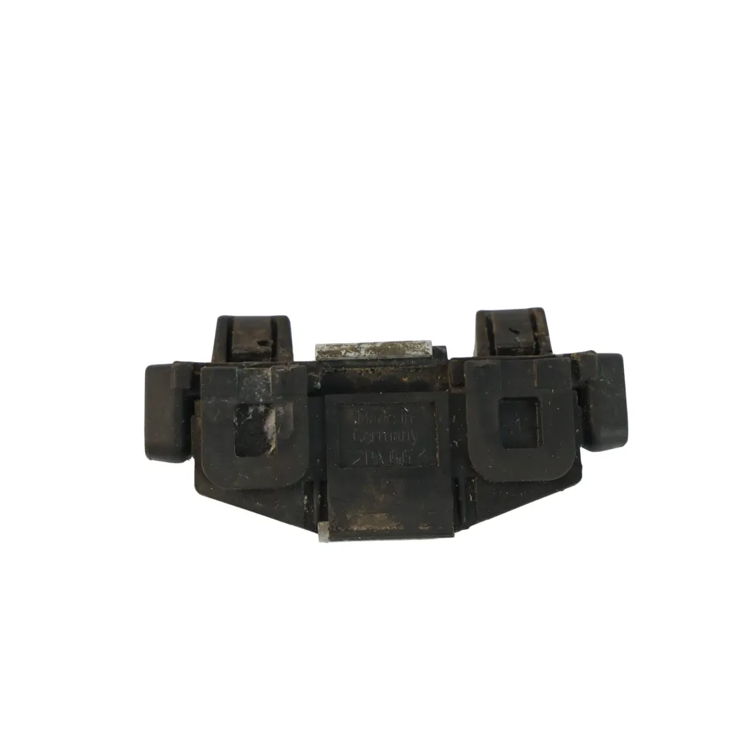 Porsche Carrera 911 996 Bisagra Tapa Combustible - SKU 99720106300 - Número de pieza 99720106300