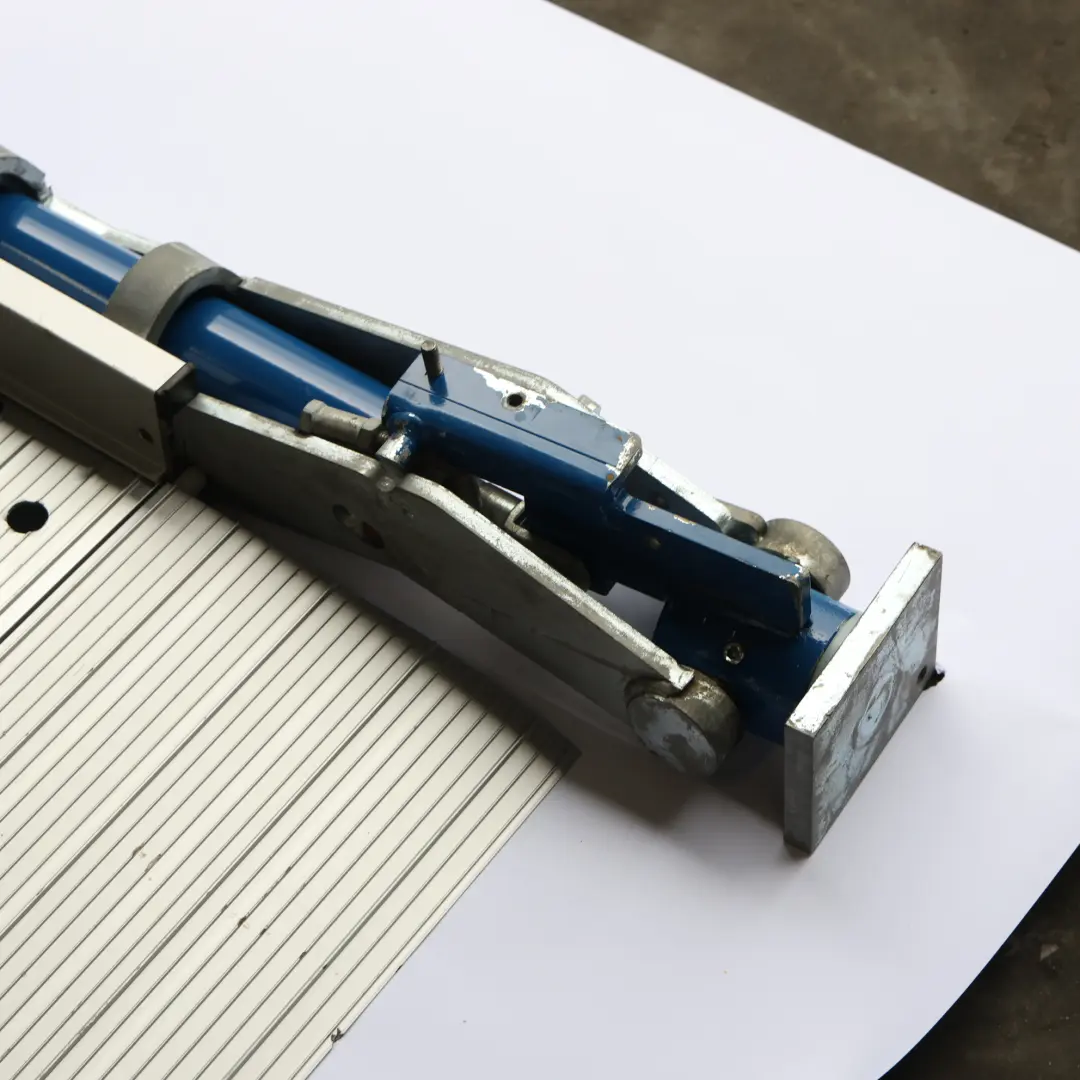 Loading Ramp Rail Plate Anti Slip 120cmx320cm to with Part number 9ALPC279F600 Loading Ramp Rail Plate Anti Slip 120cmx320cm - SKU 9ALPC279F600 - Part number 9ALPC279F600