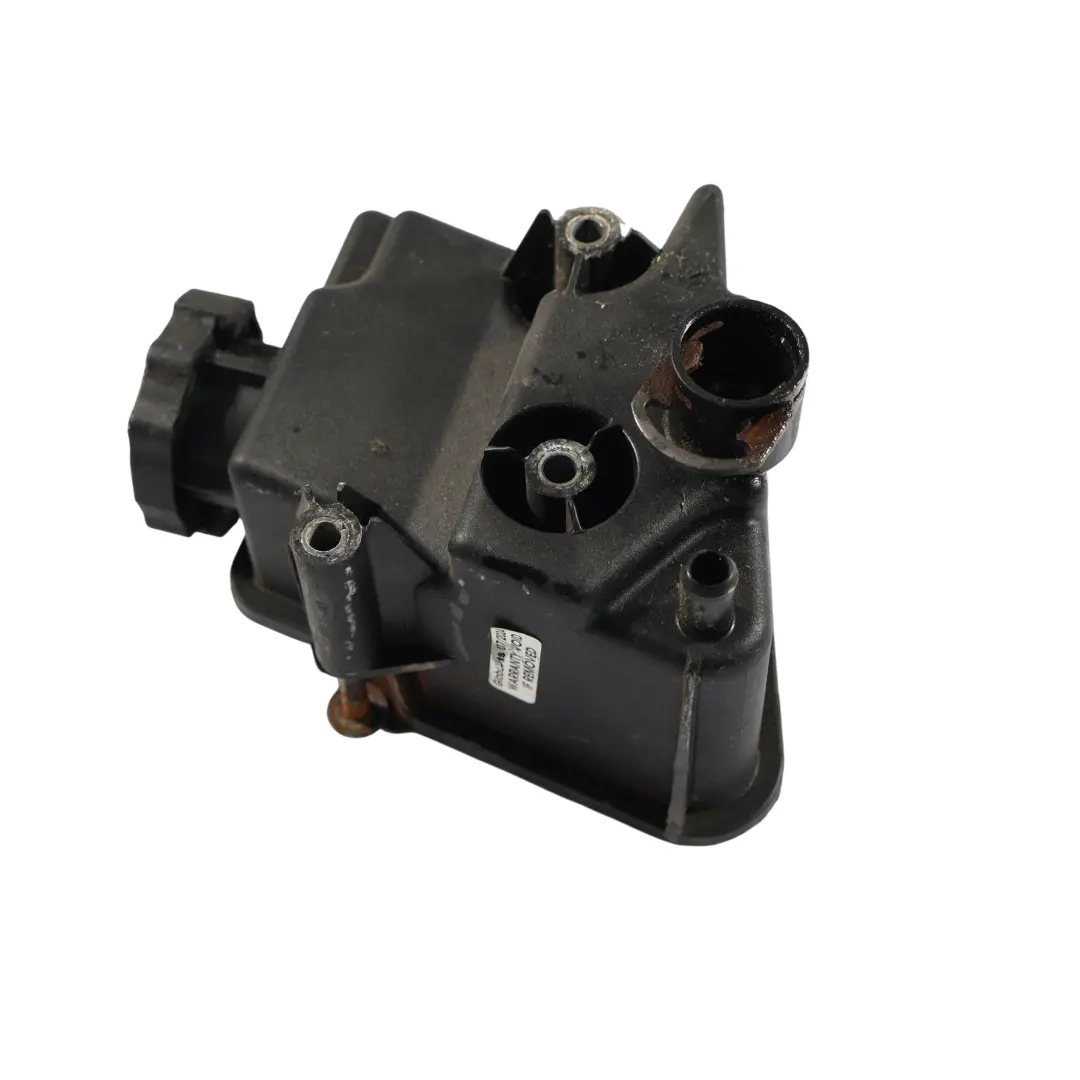 Mercedes W221 Zbiornik Płynu Wspomagania Układu Kierowniczego - SKU A0004602583 - Numer Części A0004602583