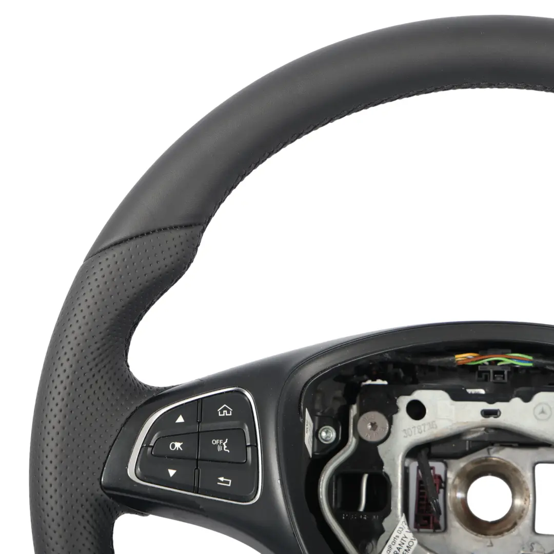 NUEVO Cuero Negro Multifunción para Mercedes W205 Volante con número de pieza A0004604903 Mercedes W205 Volante NUEVO Cuero Negro Multifunción - SKU A0004604903-2 - Número de pieza A0004604903