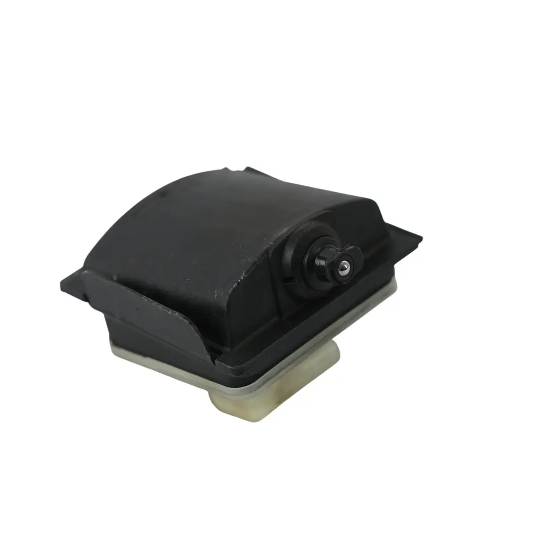 Filler Flap Central Locking Motor Actuator to Mercedes W177 Fuel with Part number A0008206112 Mercedes W177 Fuel Filler Flap Central Locking Motor Actuator - SKU A0008206112 - Part number A0008206112
