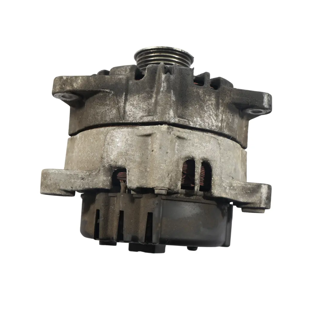 Mercedes W212 Alternator 220A 14V M651 Hybryda Diesel - SKU A0009062922 - Numer Części A0009062922