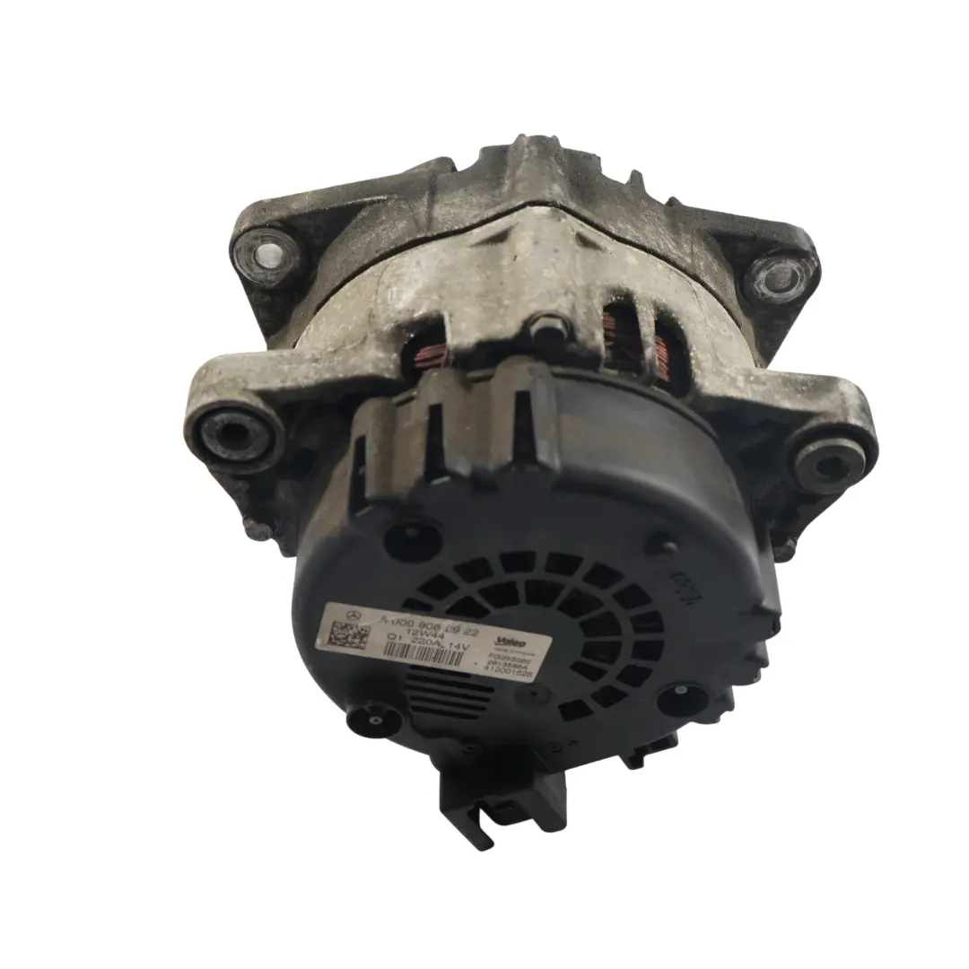 Mercedes W212 Alternator 220A 14V M651 Hybrid Diesel - SKU A0009062922 - Part number A0009062922