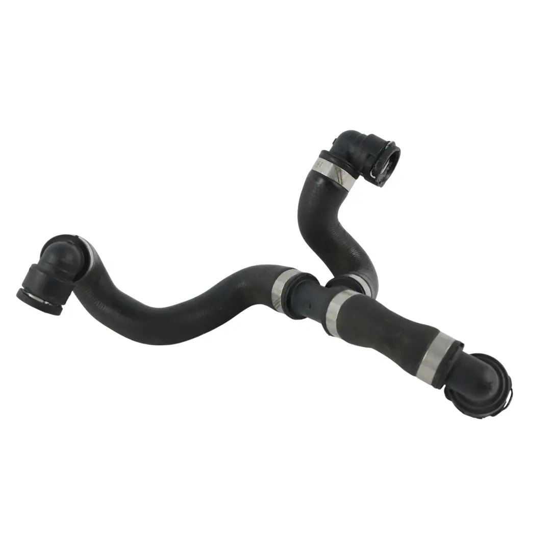 Tubo Manicotto Liquido Refrigerante Motore per Mercedes W205 con numero di parte A0009972359 Mercedes W205 Tubo Manicotto Liquido Refrigerante Motore - SKU A0009972359 - Numero di parte A0009972359