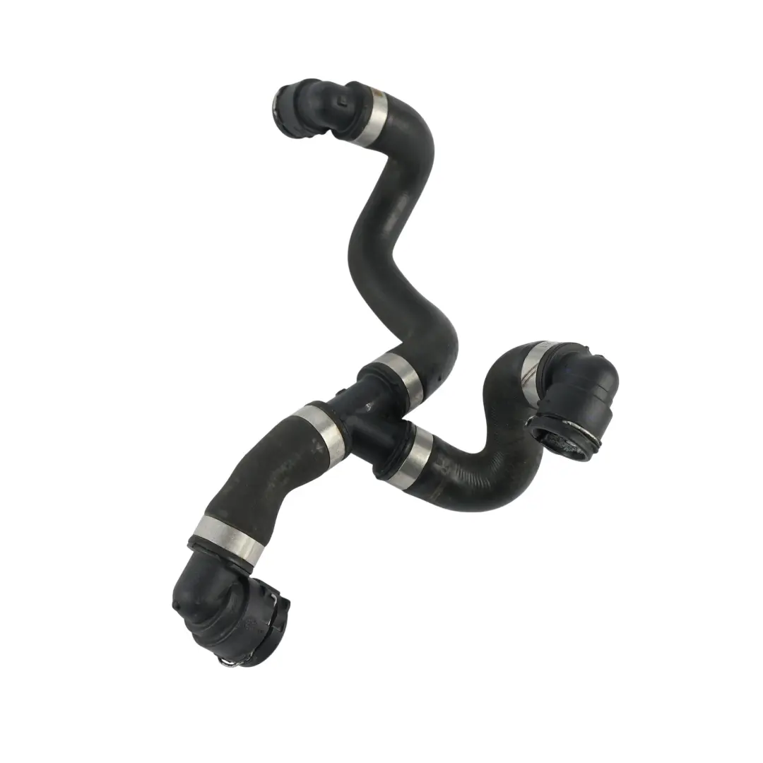 Tubo Manicotto Liquido Refrigerante Motore per Mercedes W205 con numero di parte A0009972359 Mercedes W205 Tubo Manicotto Liquido Refrigerante Motore - SKU A0009972359 - Numero di parte A0009972359