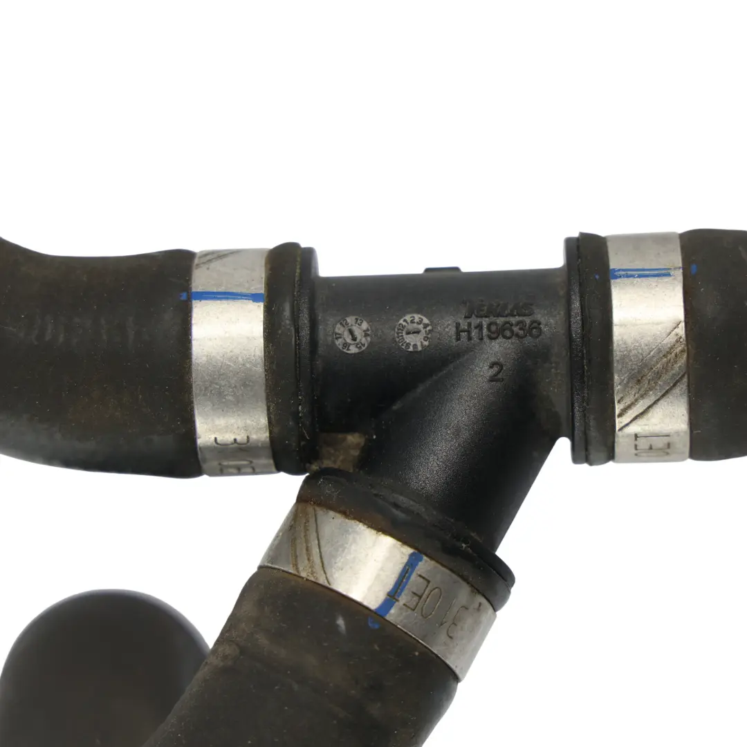 Mercedes W205 Tubo Manicotto Liquido Refrigerante Motore - SKU A0009972359 - Numero di parte A0009972359