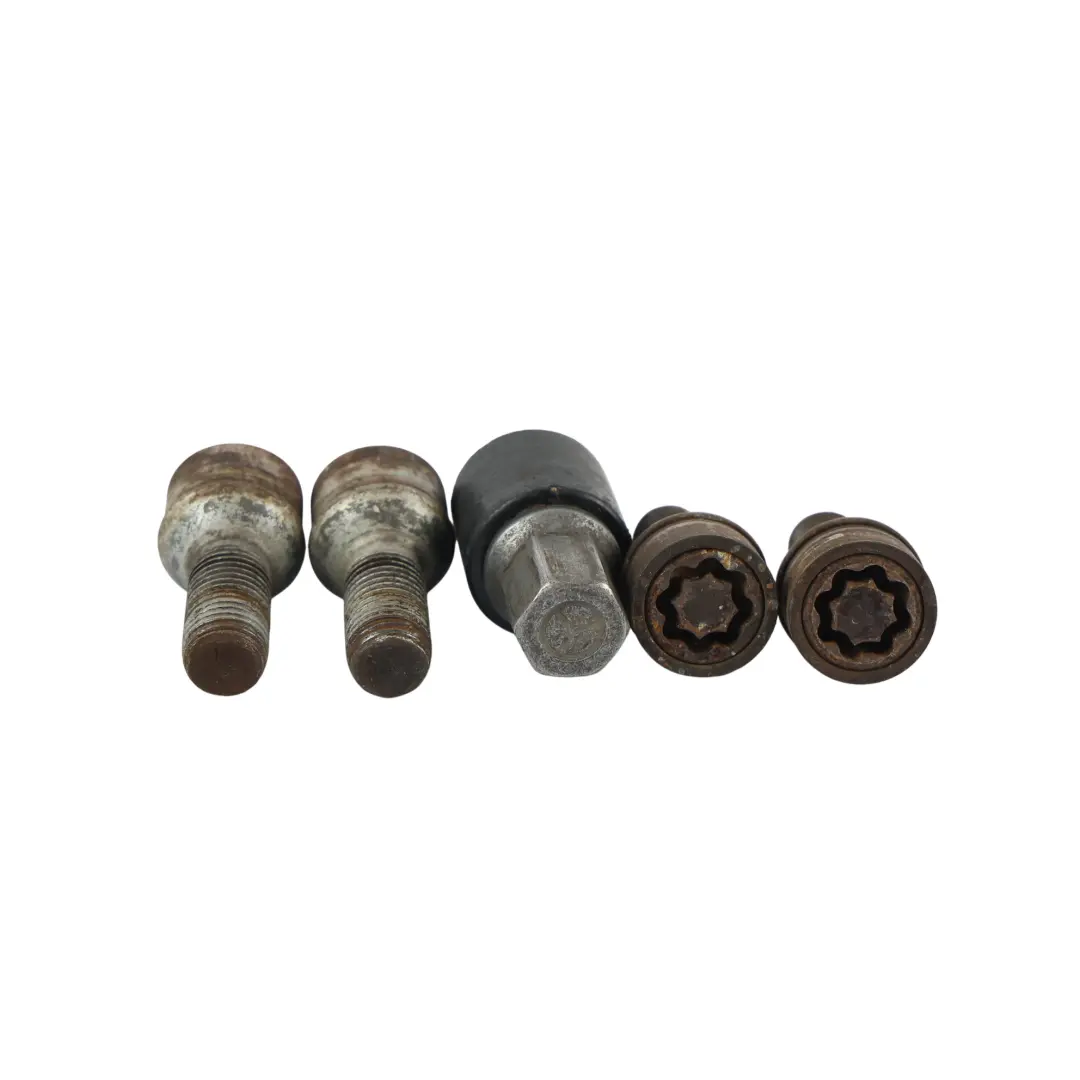 Mercedes W176 W204 W205 Pernos de rueda trasera delantera Caja Set - SKU A0019901607 - Número de pieza A0019901607