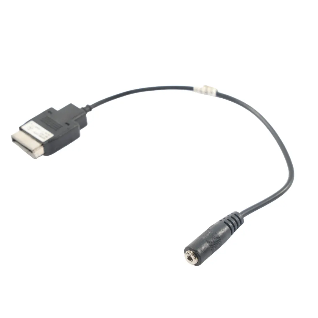 W207 Kabel Przewód AUX Media Interface M12 do Mercedes o numerze A0028272204 Mercedes W207 Kabel Przewód AUX Media Interface M12 - SKU A0028272204 - Numer Części A0028272204