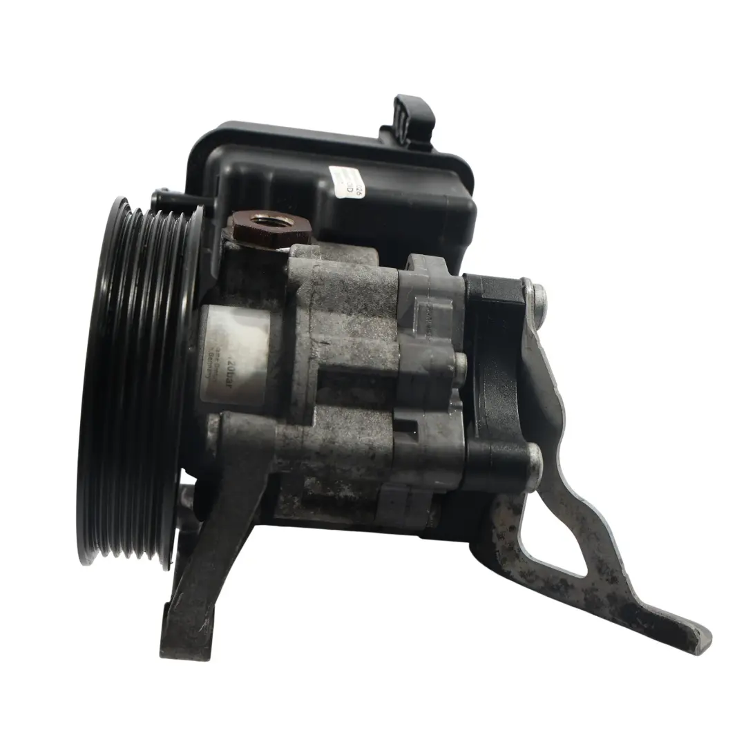  Bomba Dirección Asistida Mercedes W639 W906 OM651 Unidad Mecánica - SKU A0064666601-2 - Número de pieza A0064666601