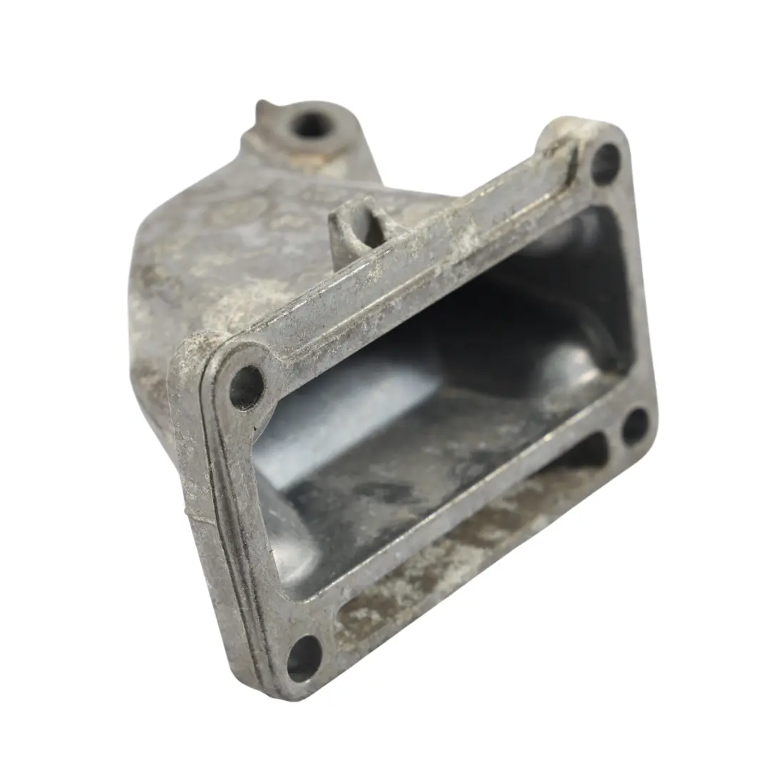 Mercedes C208 W208 Engine Mount Bracket Support Right O/S M112 M113 - SKU A1122233704 - Part number A1122233704