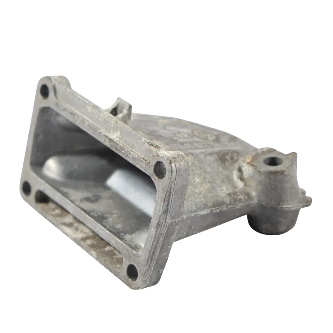 Mercedes C208 W208 Wspornik Mocowanie Silnika Prawe M112 M113 - SKU A1122233704 - Numer Części A1122233704