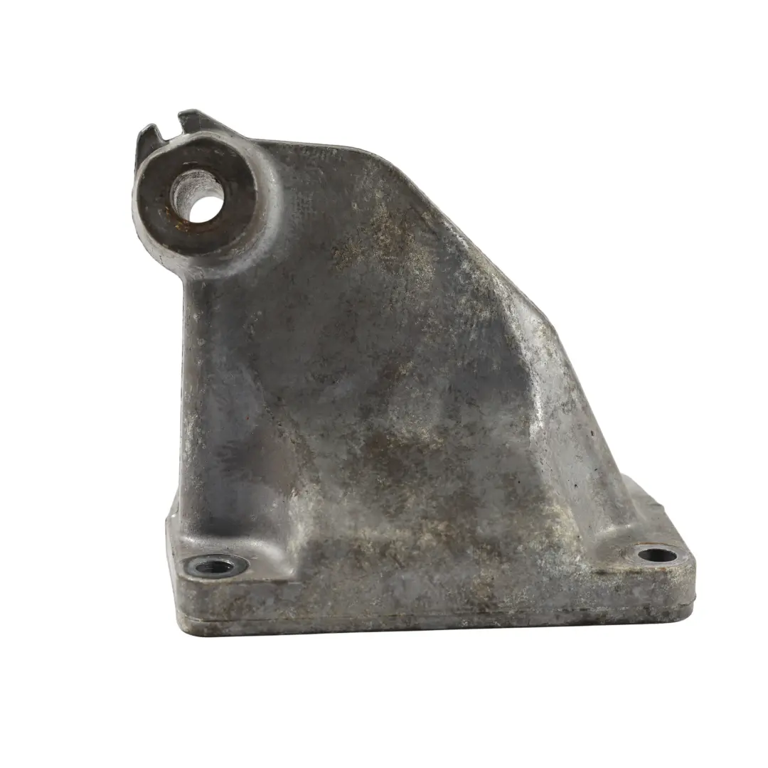 Mercedes C208 W208 Engine Mount Bracket Support Right O/S M112 M113 - SKU A1122233704 - Part number A1122233704
